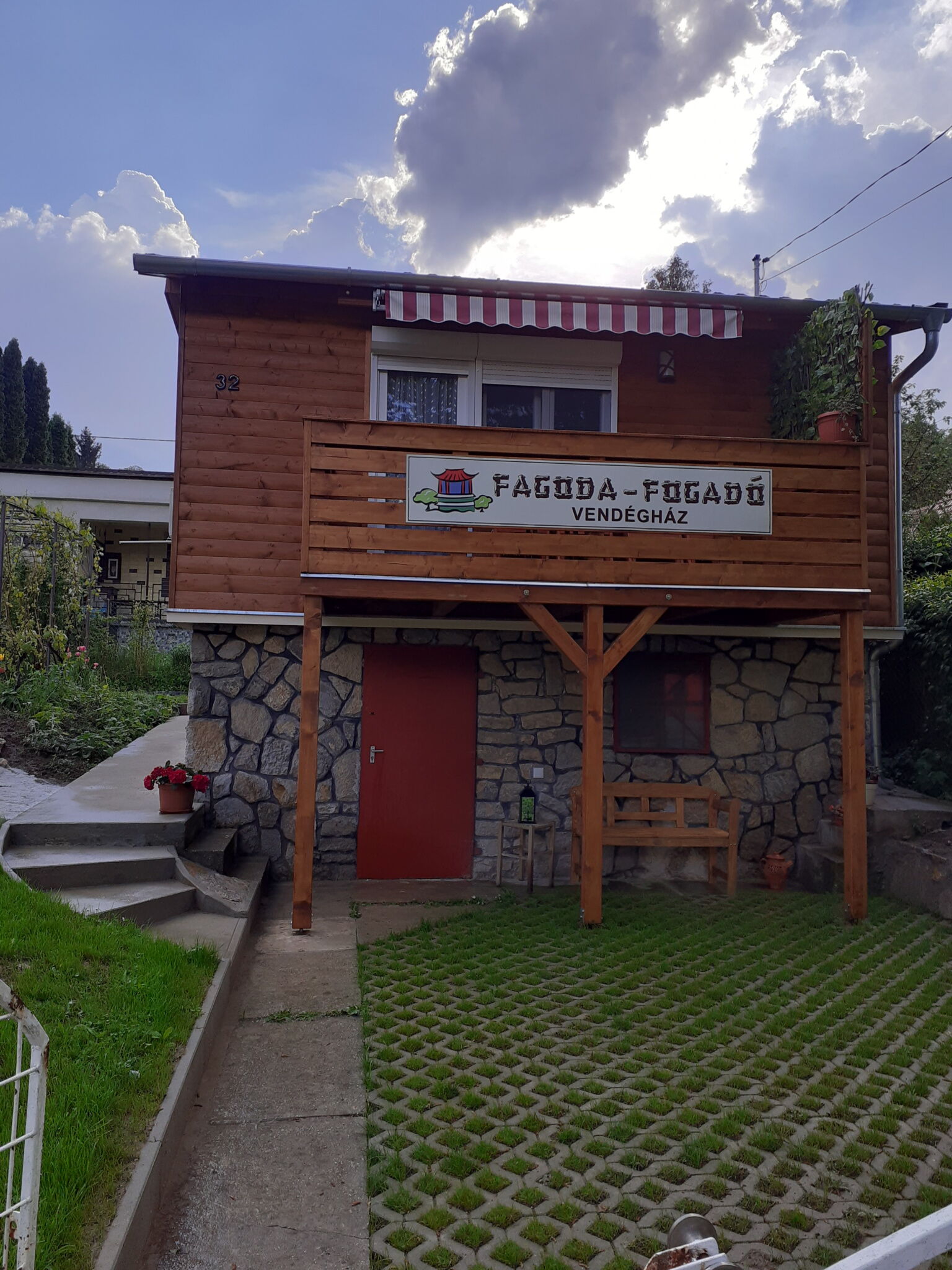 Fagoda Fogado Vendeghaz Orfu