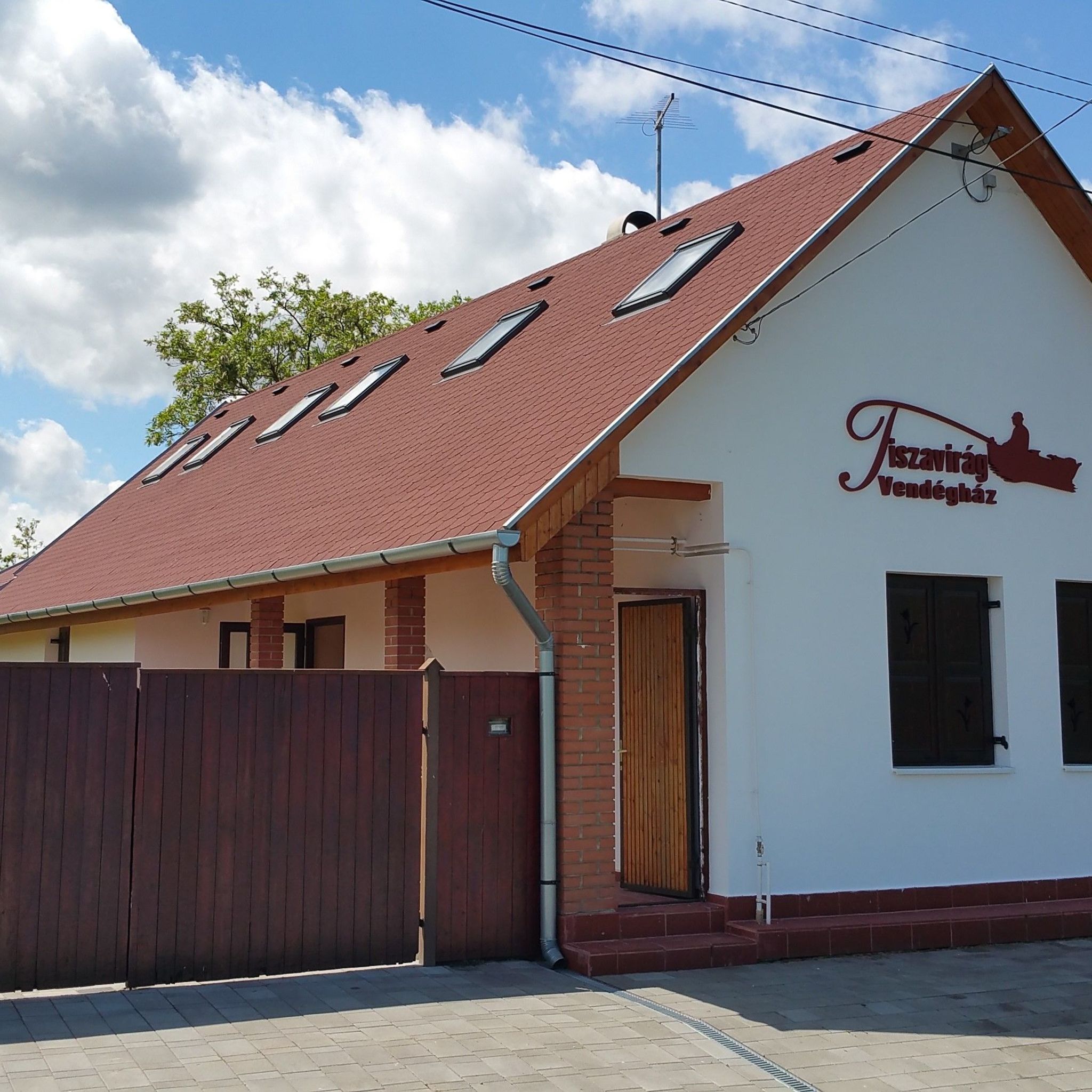 Tiszavirag Vendeghaz Tiszababolna