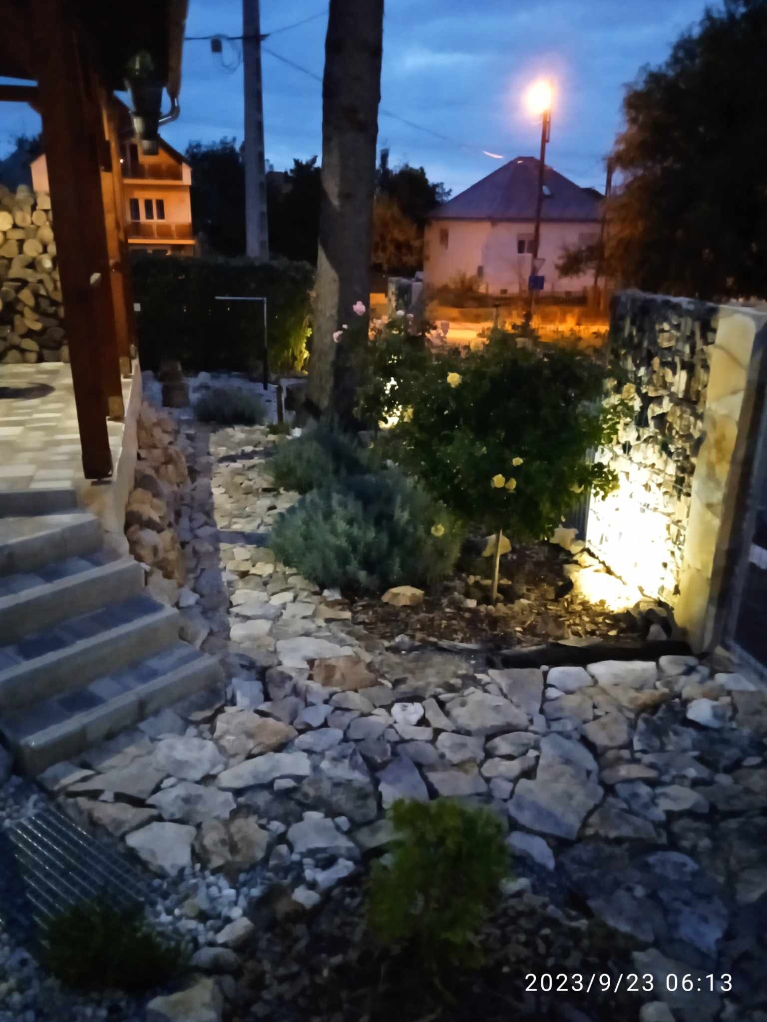 Rozsa Vendeghaz A Bakony Sziveben Zirc
