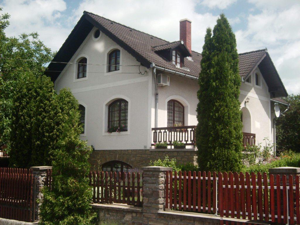 Eszter Vendeghaz Tihany