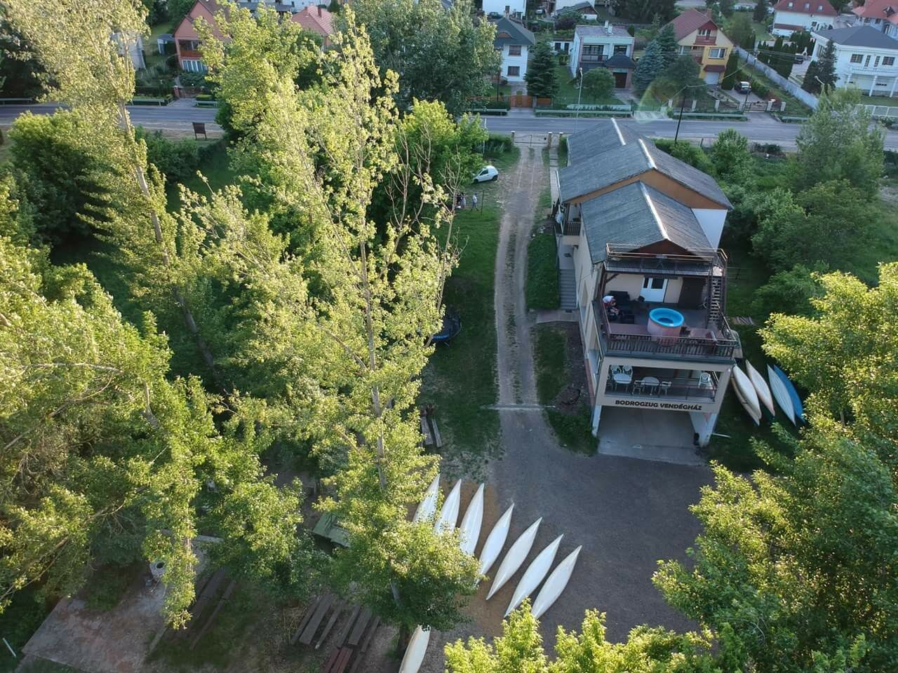 Bodrogzug Vendeghaz Tokaj