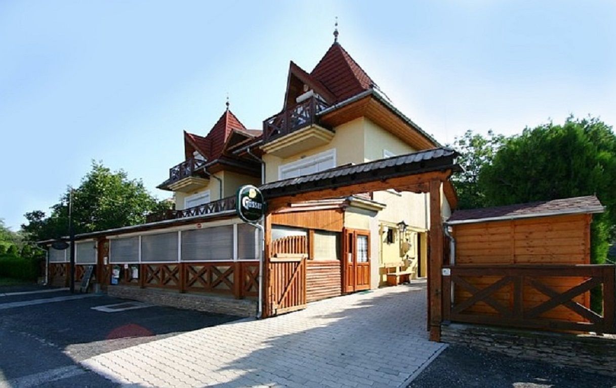 Kovacs Vendeghaz Vonyarcvashegy