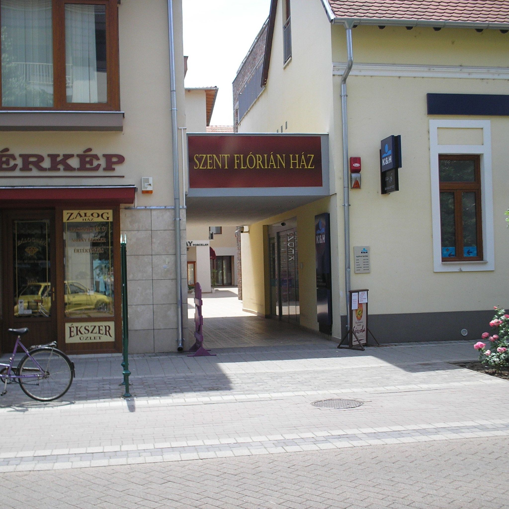 Mediterran Szallas Gyula