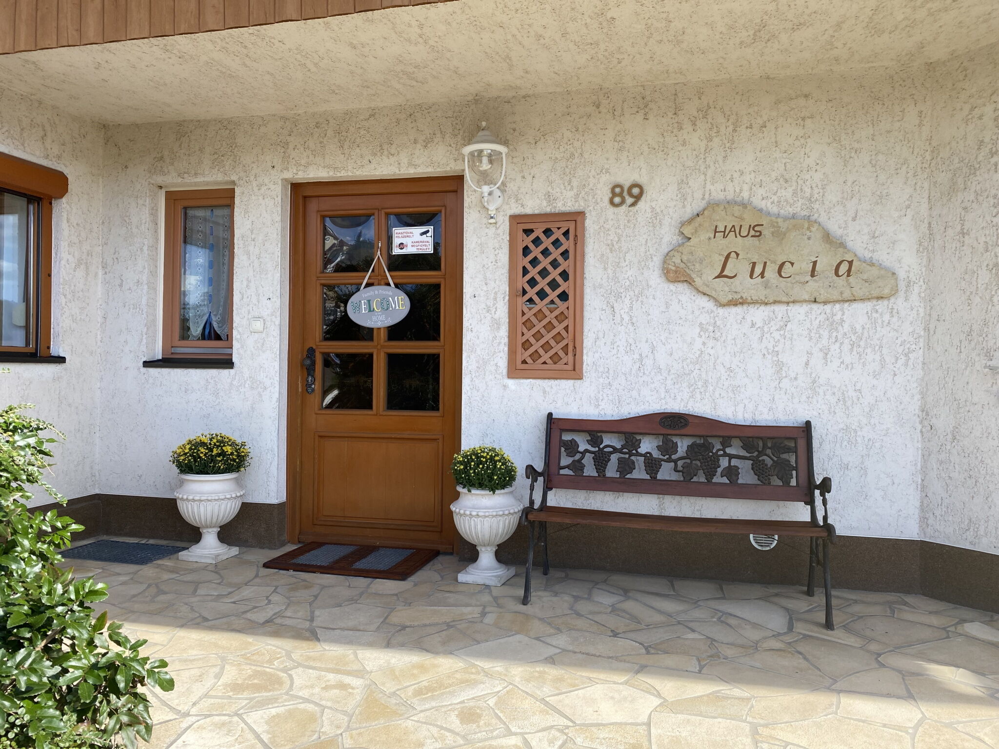 Haus Lucia Apartman Eger