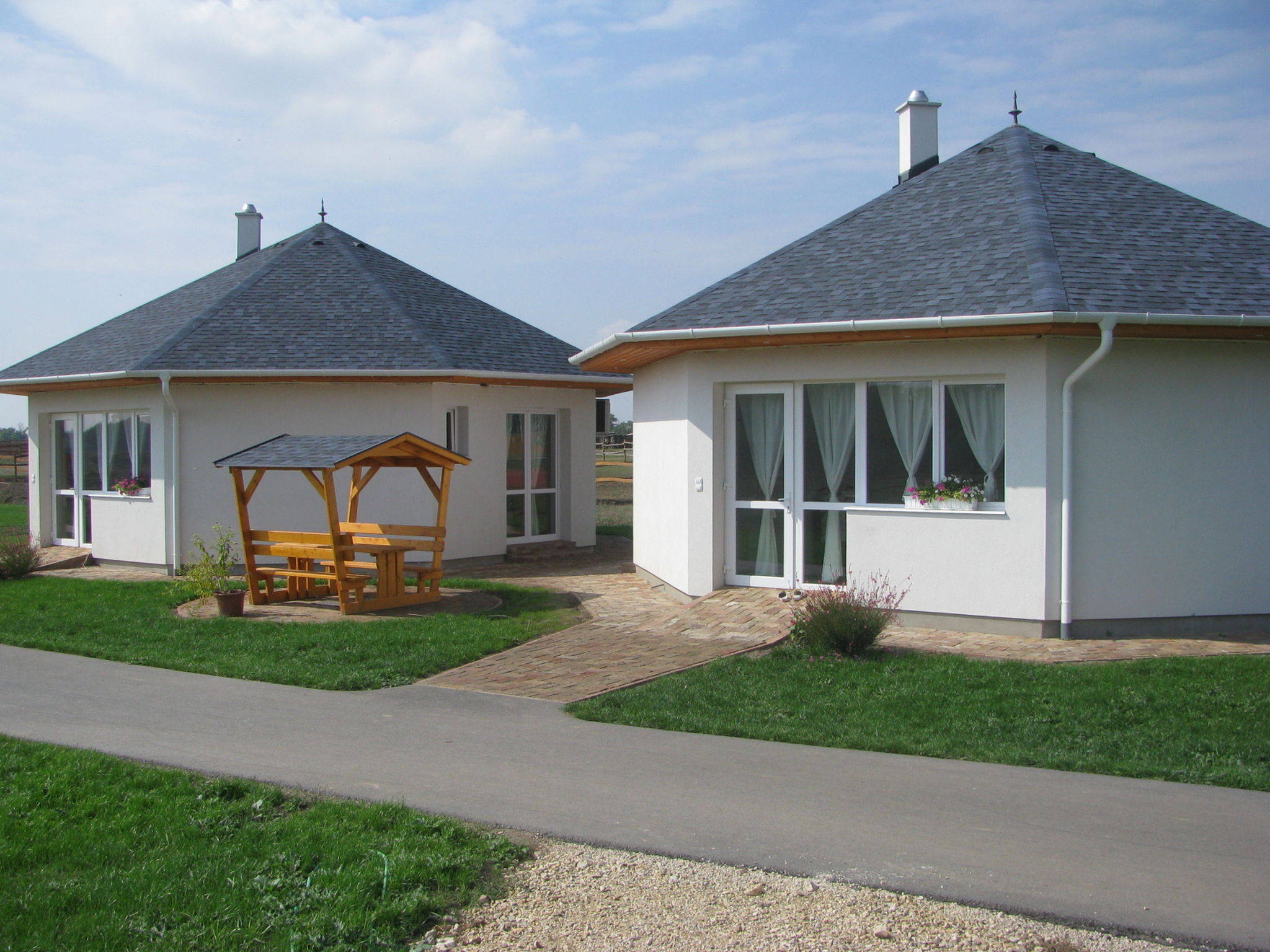 Kaboka Lovastanya Apartman Enying