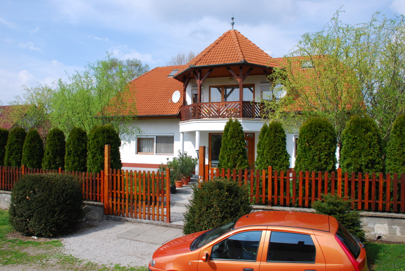 Juhasz Apartman Gyenesdias