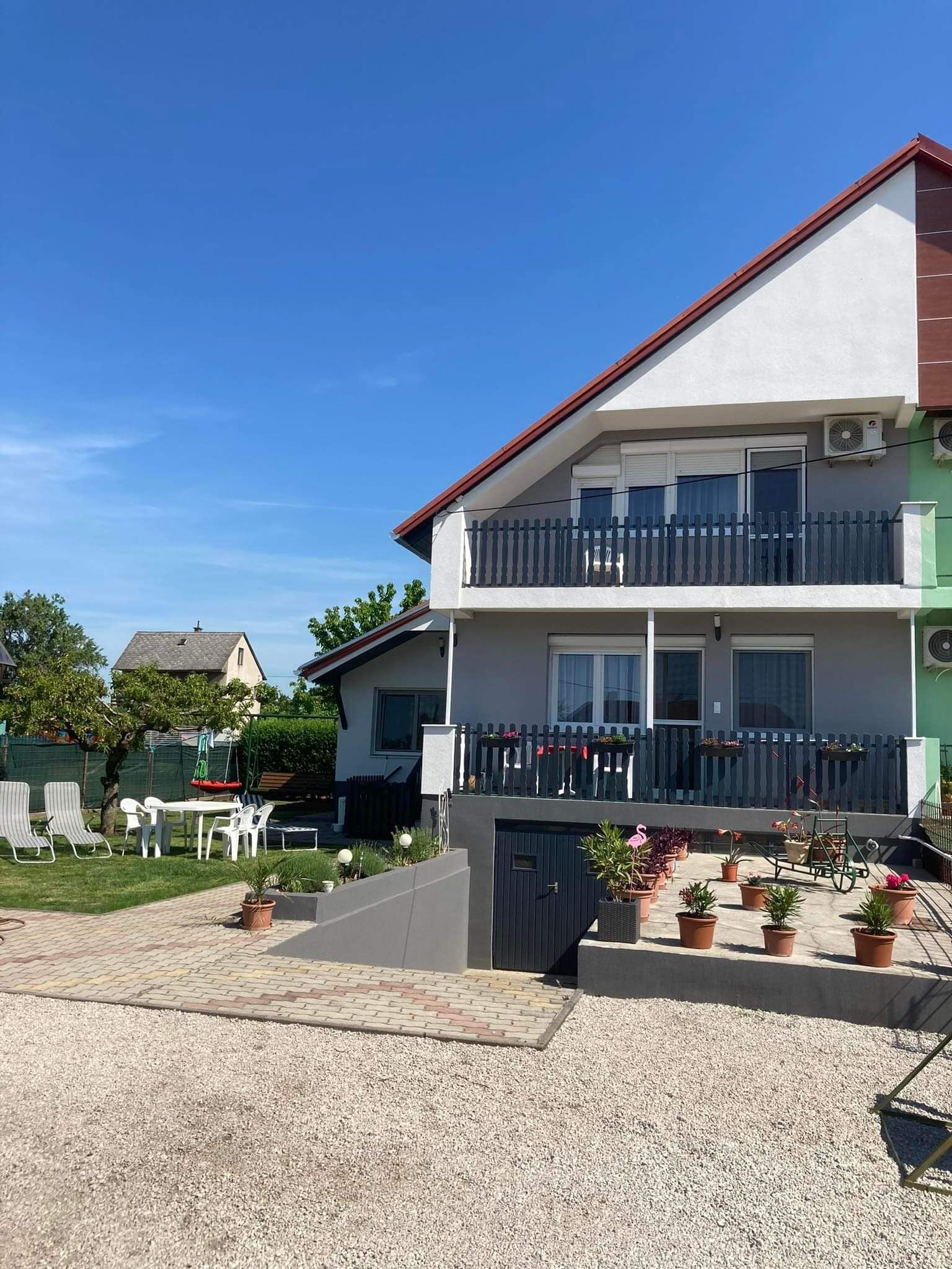 Ellie Apartman Gyenesdias