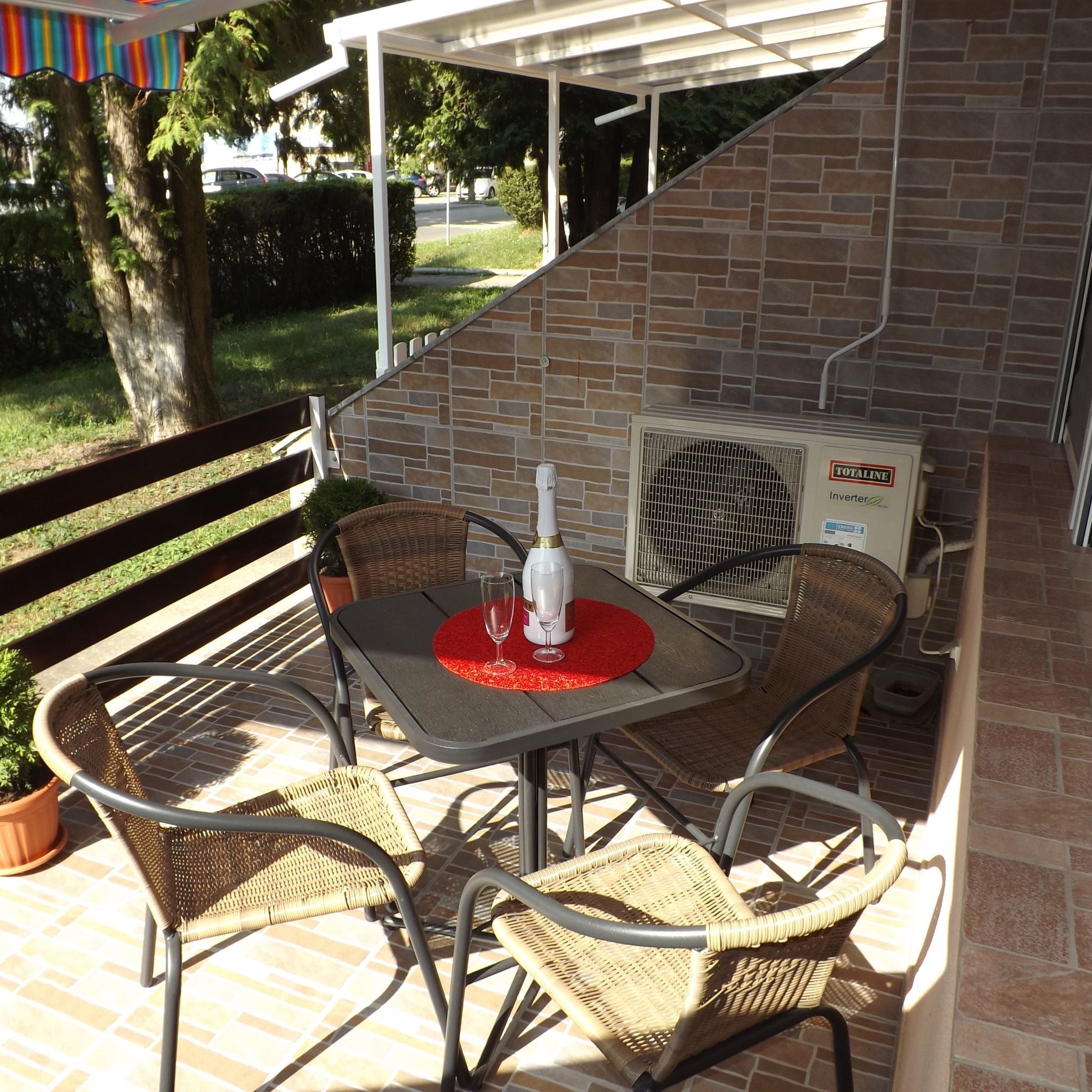 Barbara Apartman Dombovar Gunarasfurdo