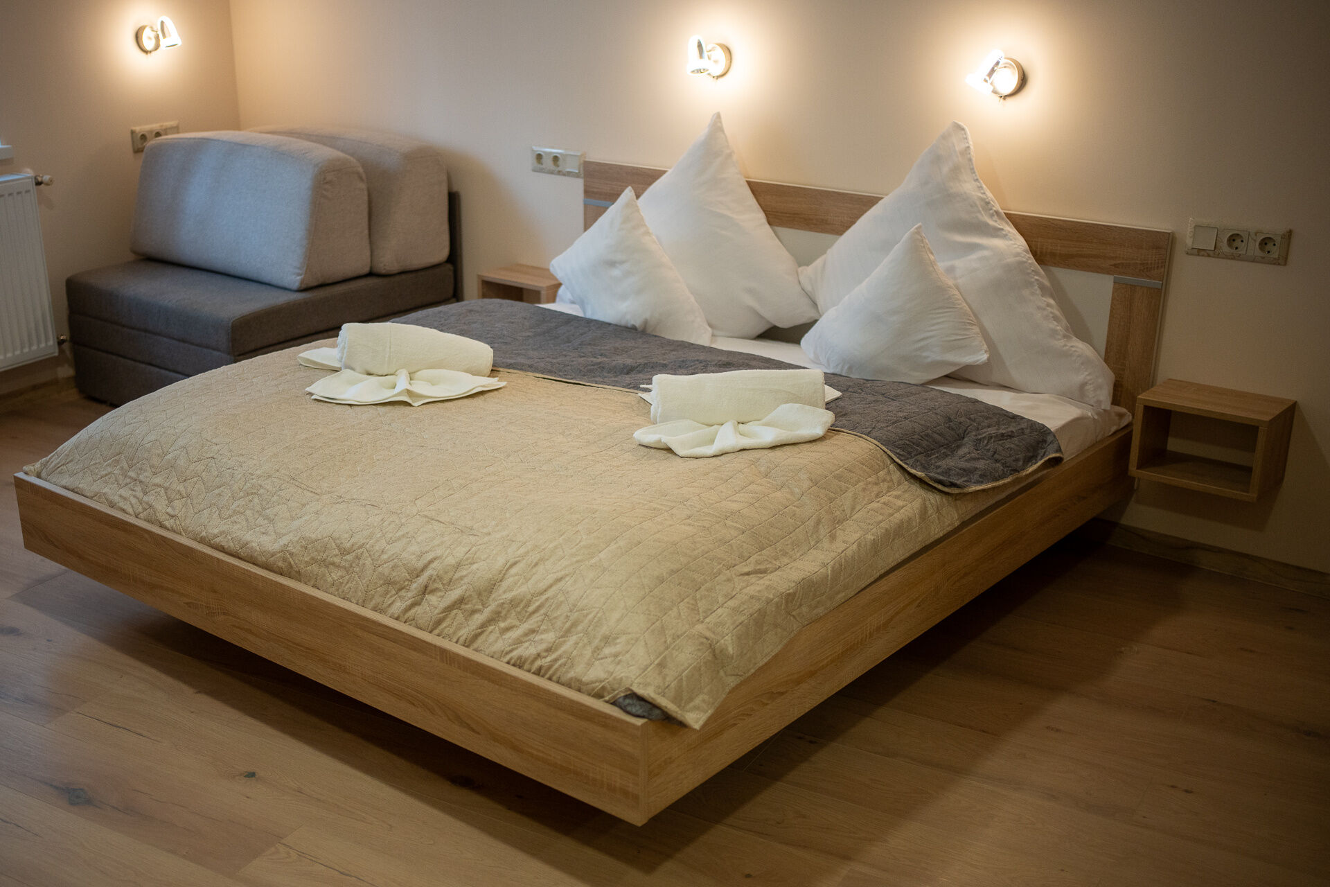 Holiday Apartmanhaz Gyula