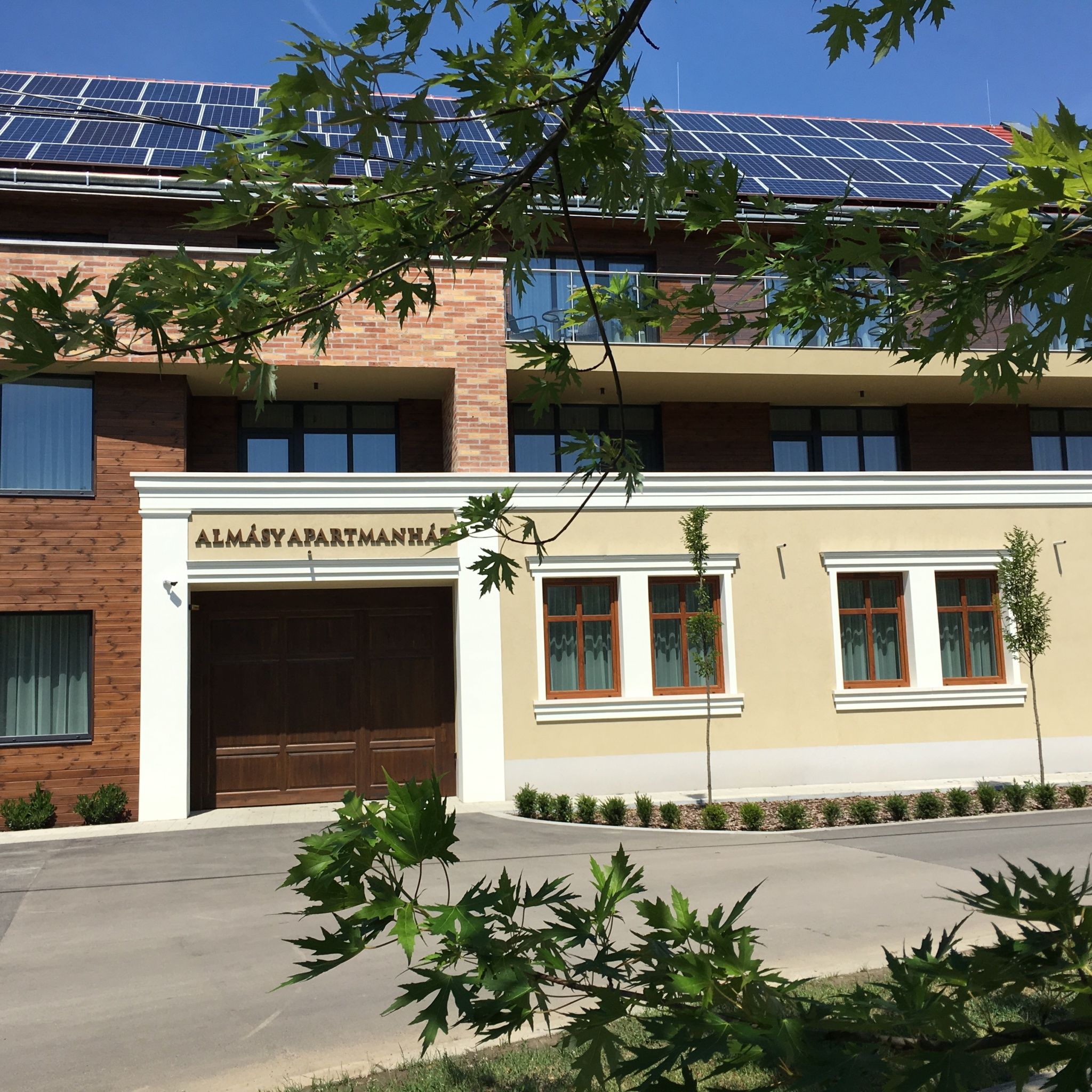 Almasy Apartmanhaz Gyula