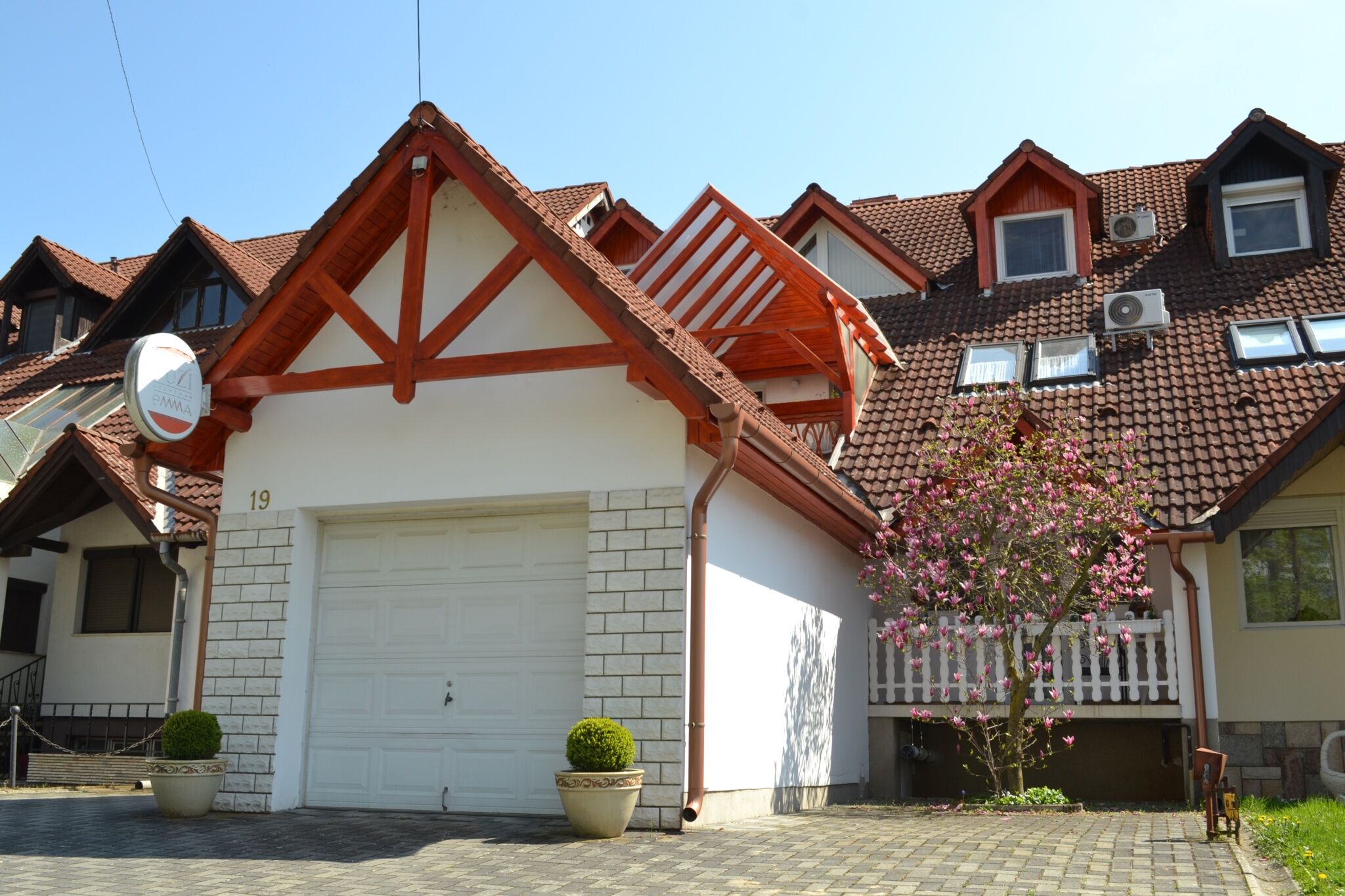 Emma Apartman Harkany