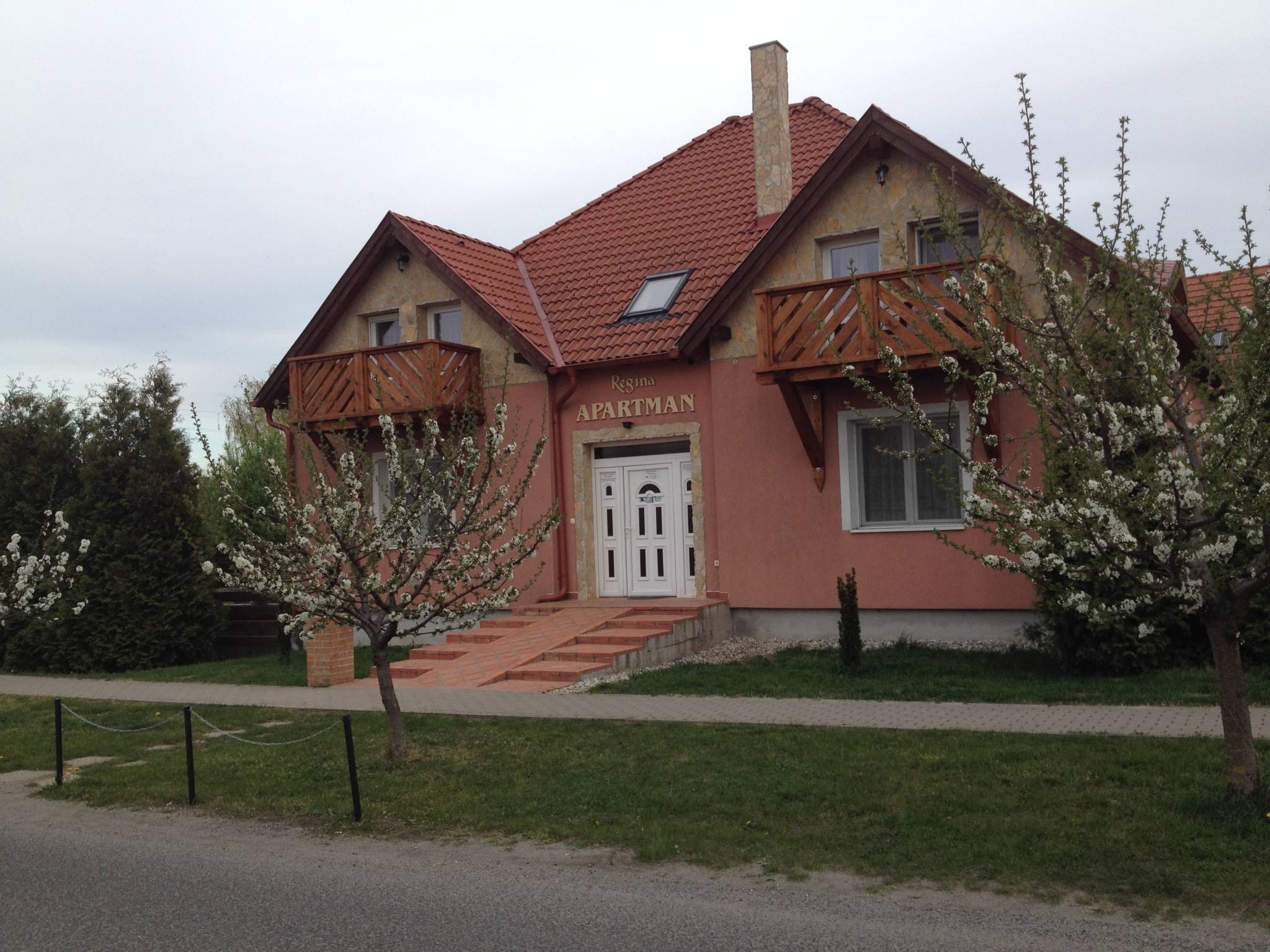 Regina Apartman Hegyko
