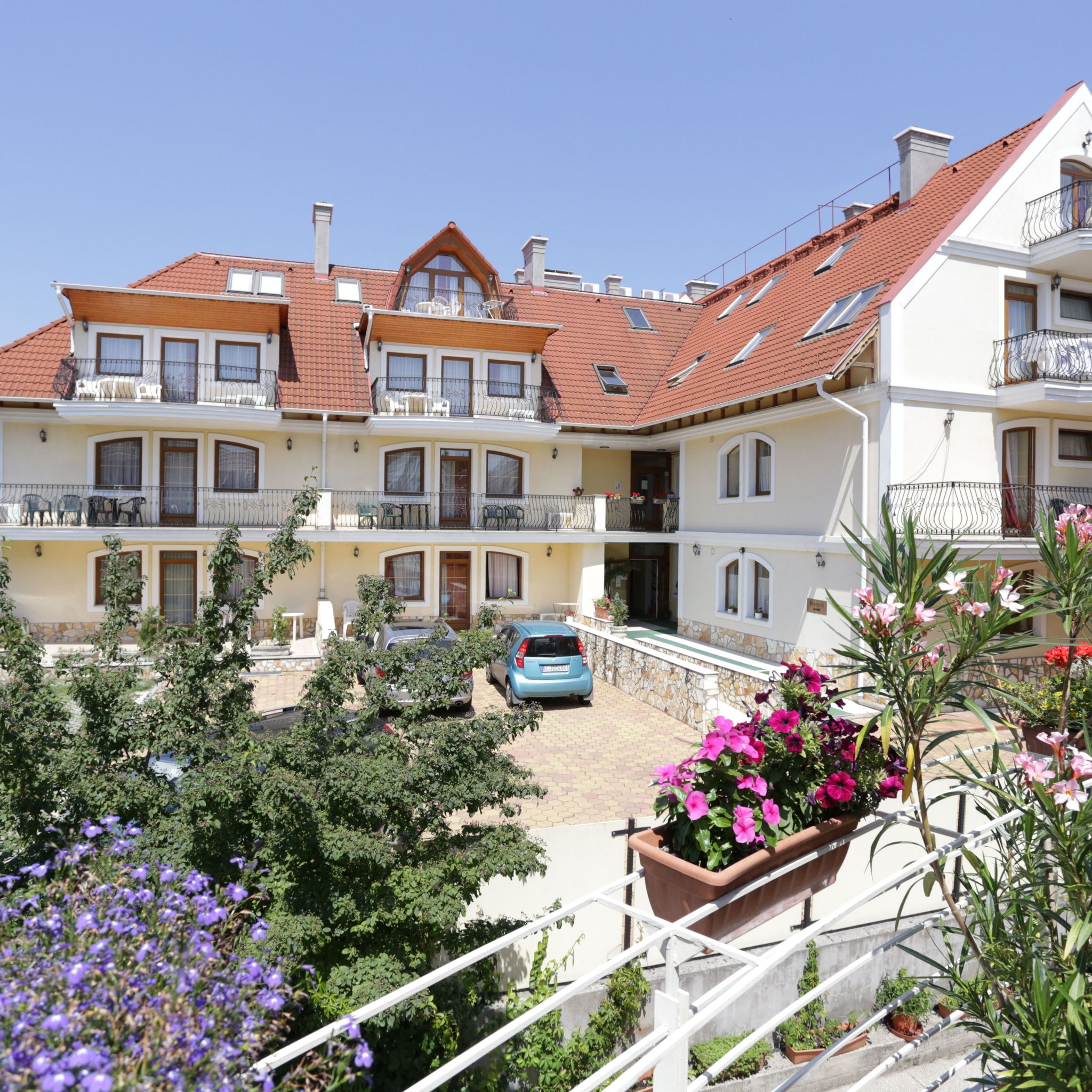 Club Unicum Apartmanhaz Heviz