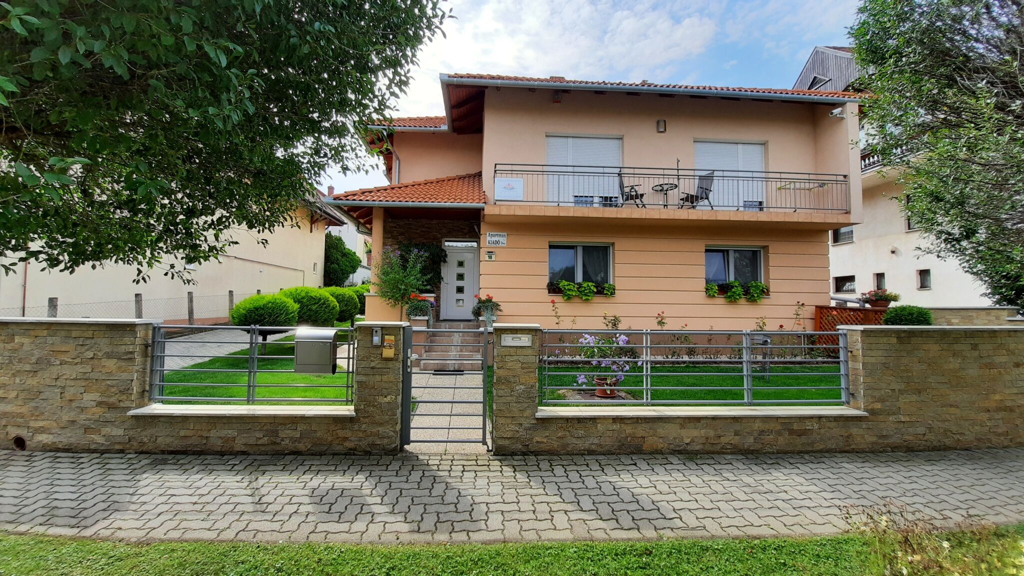 Piroska Deluxe Apartmanhaz Heviz