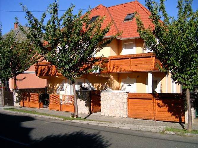 Zsuzsanna Apartman Heviz