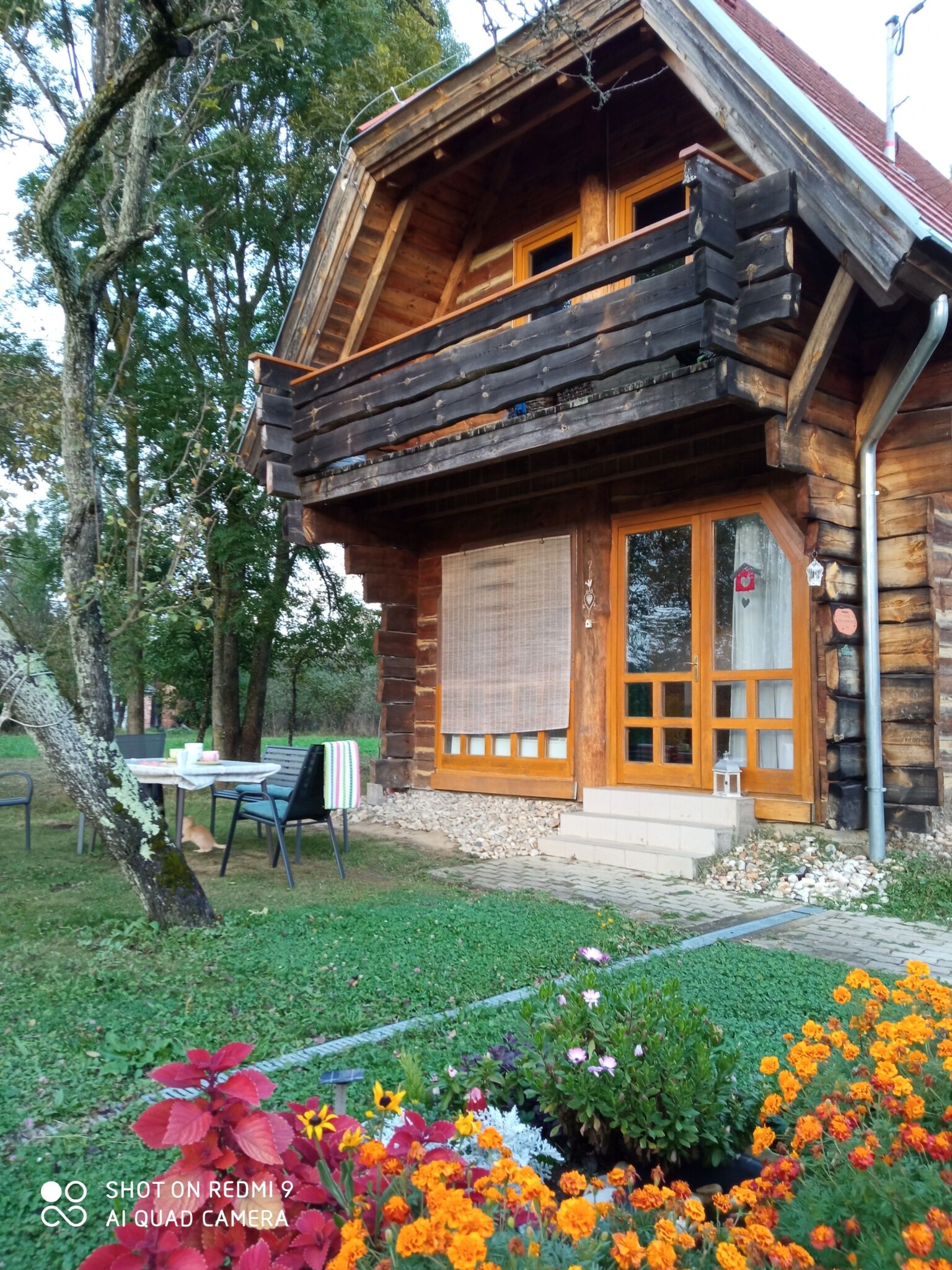 Apartman Egy Makovecz Imre Tervezte Hazban Ispank