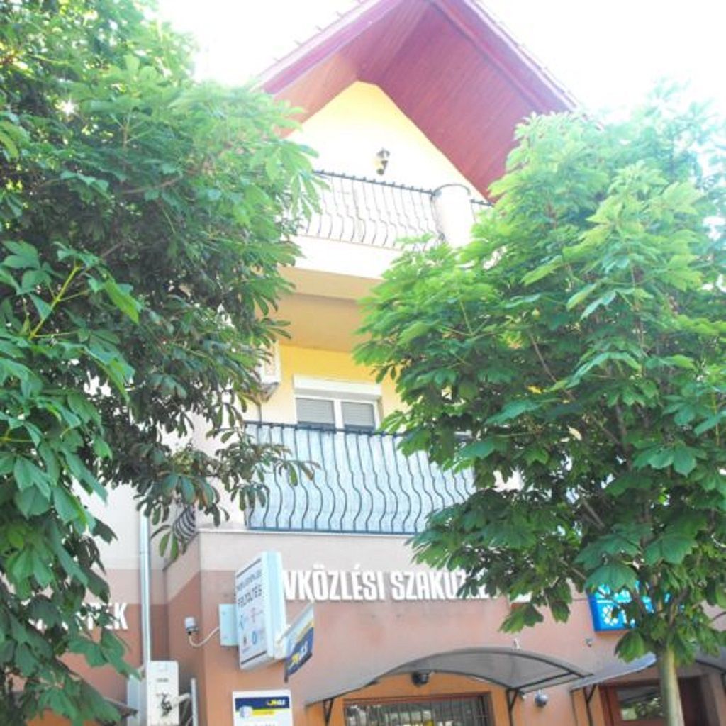 Lulu Apartman Kisujszallas