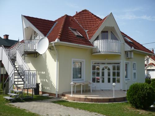 Pal Apartman Lenti
