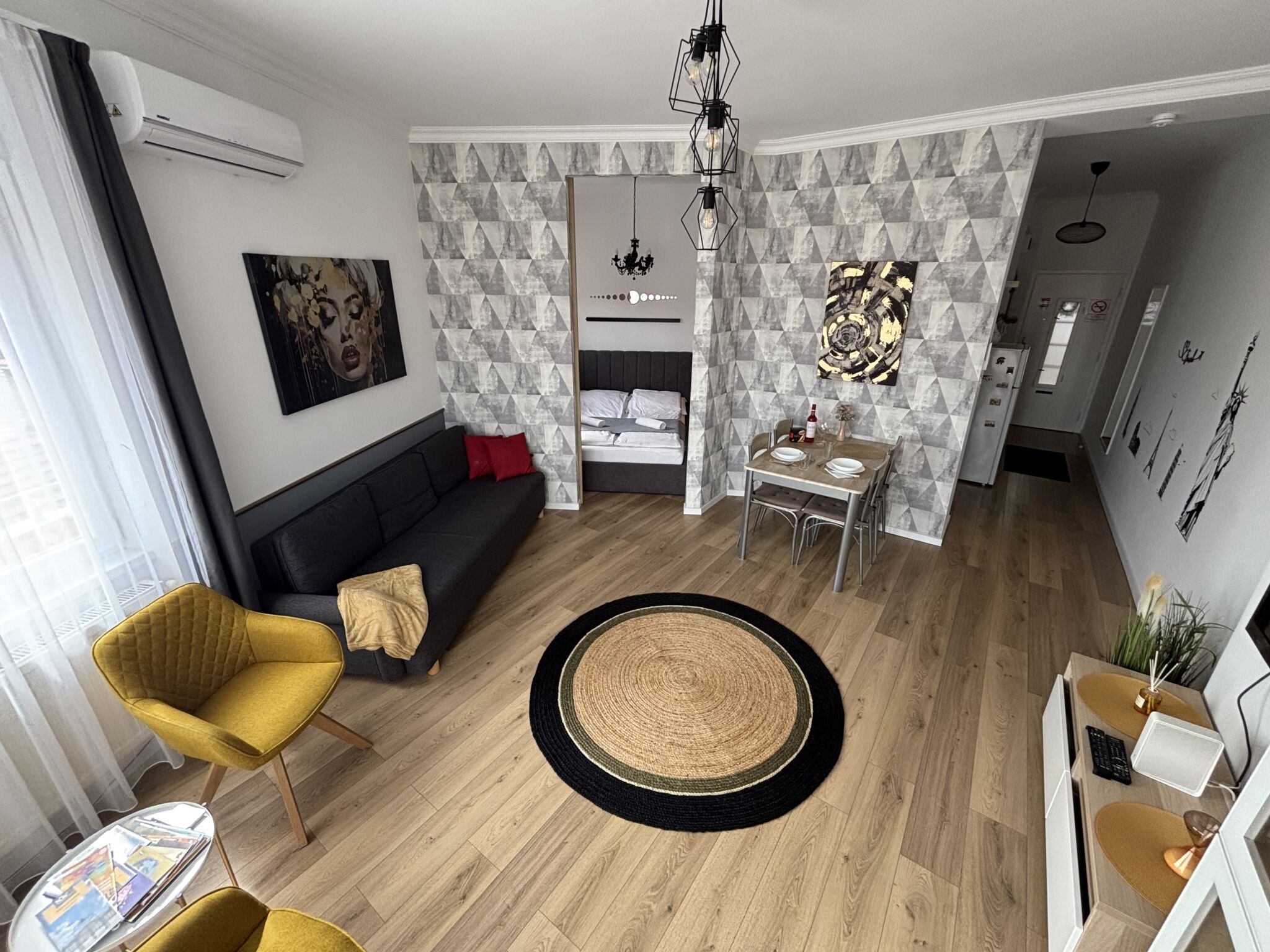 Art Deco Apartman Pecs