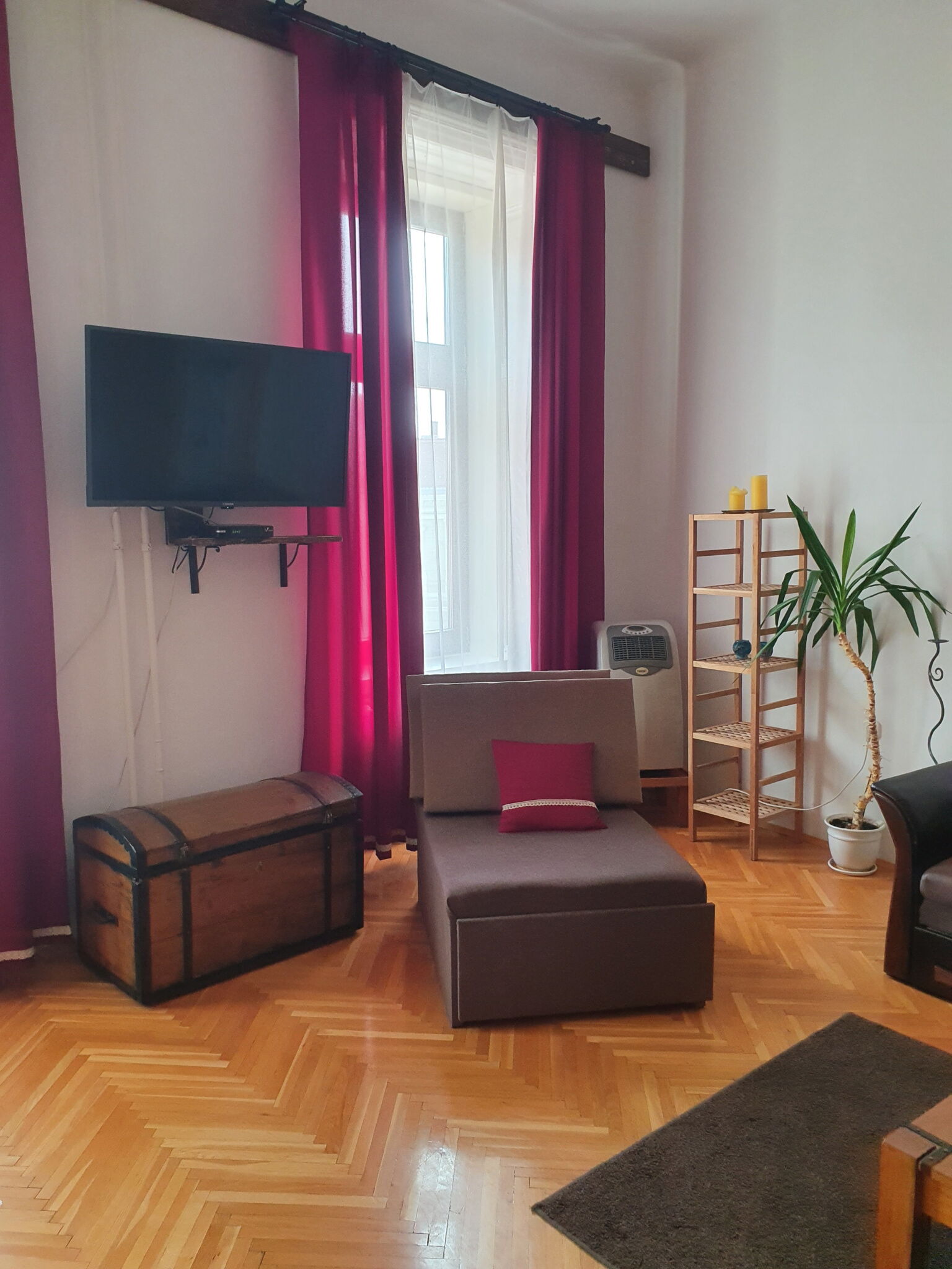 Lorant Apartman Pecs
