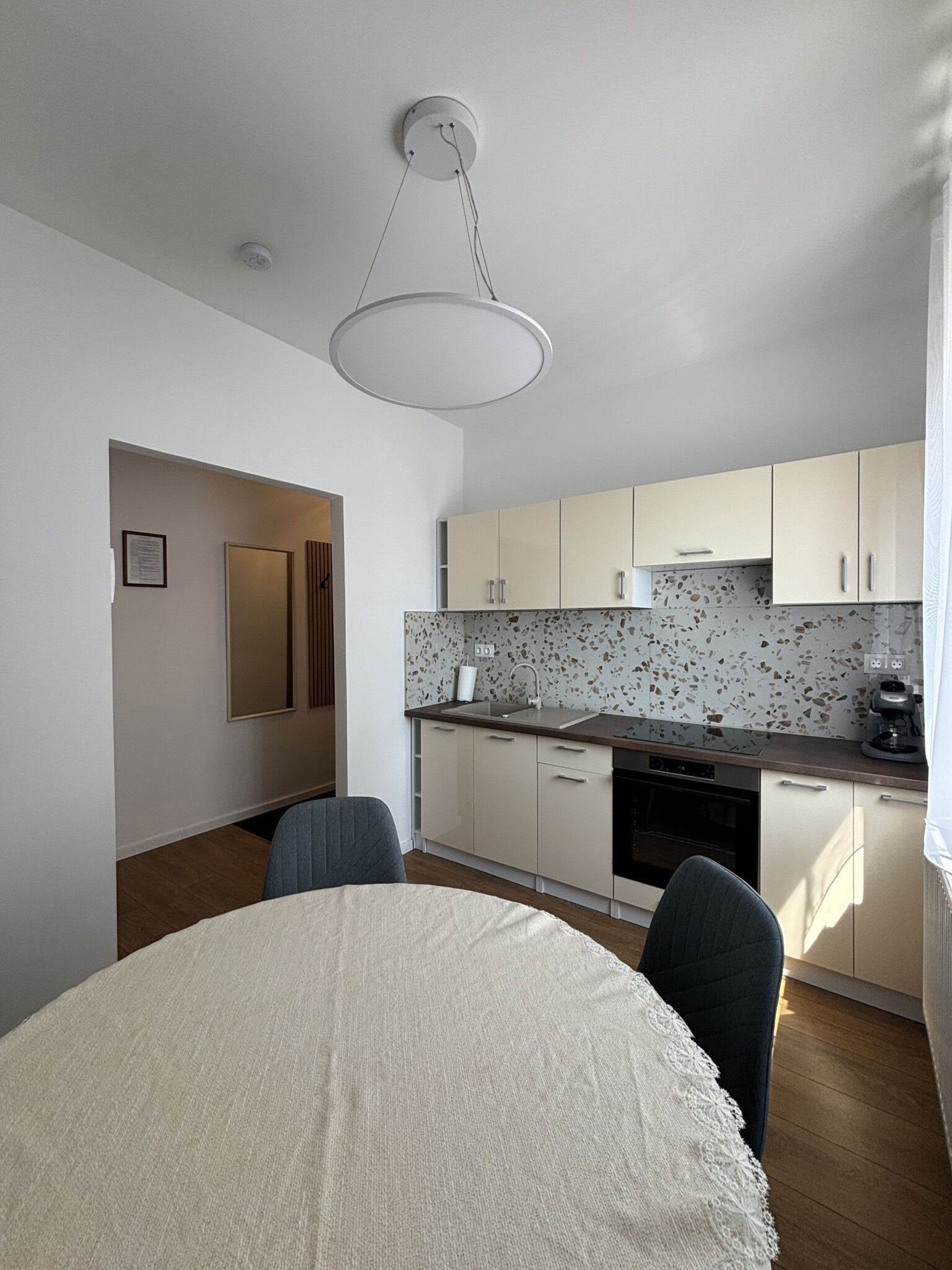 Malyva Apartman Sarvar