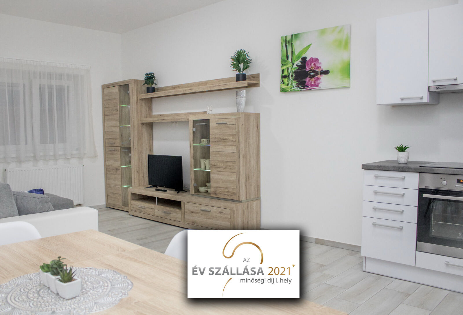 Trika Apartman Sarvar