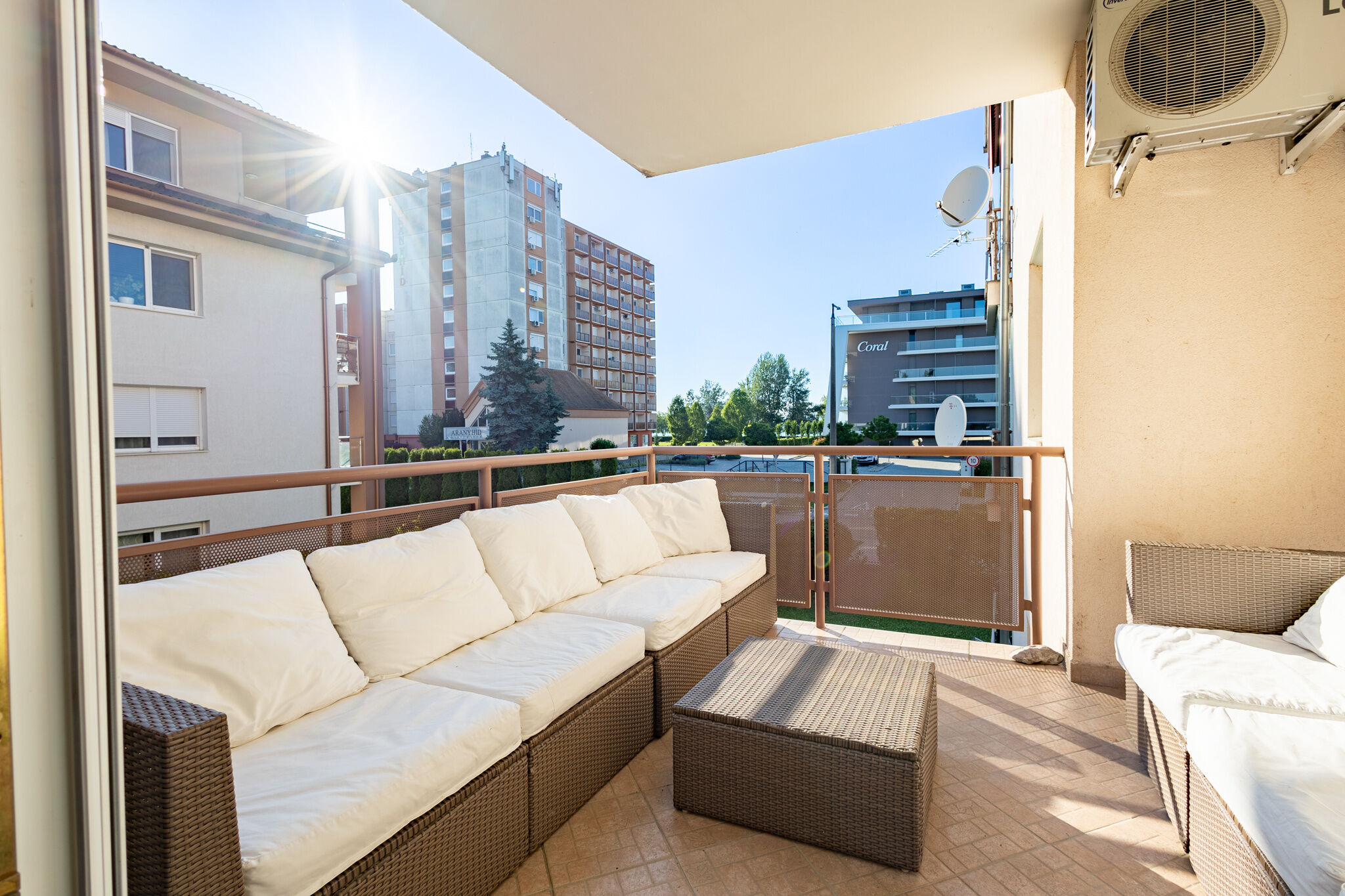 Laguna Beach Family Apartman Siofok By Bltn