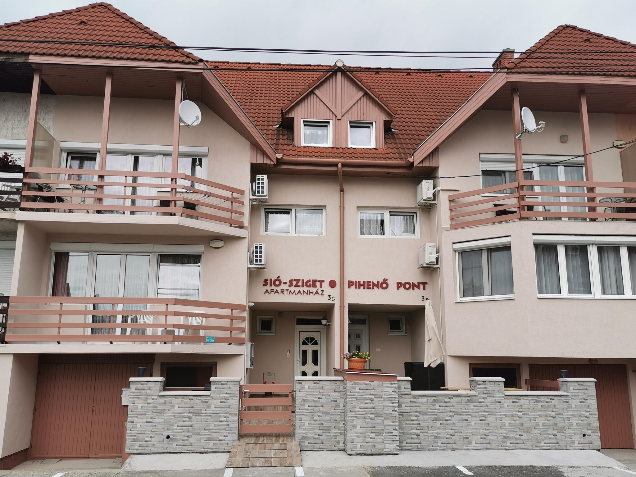 Sio Sziget Apartmanhaz Siofok
