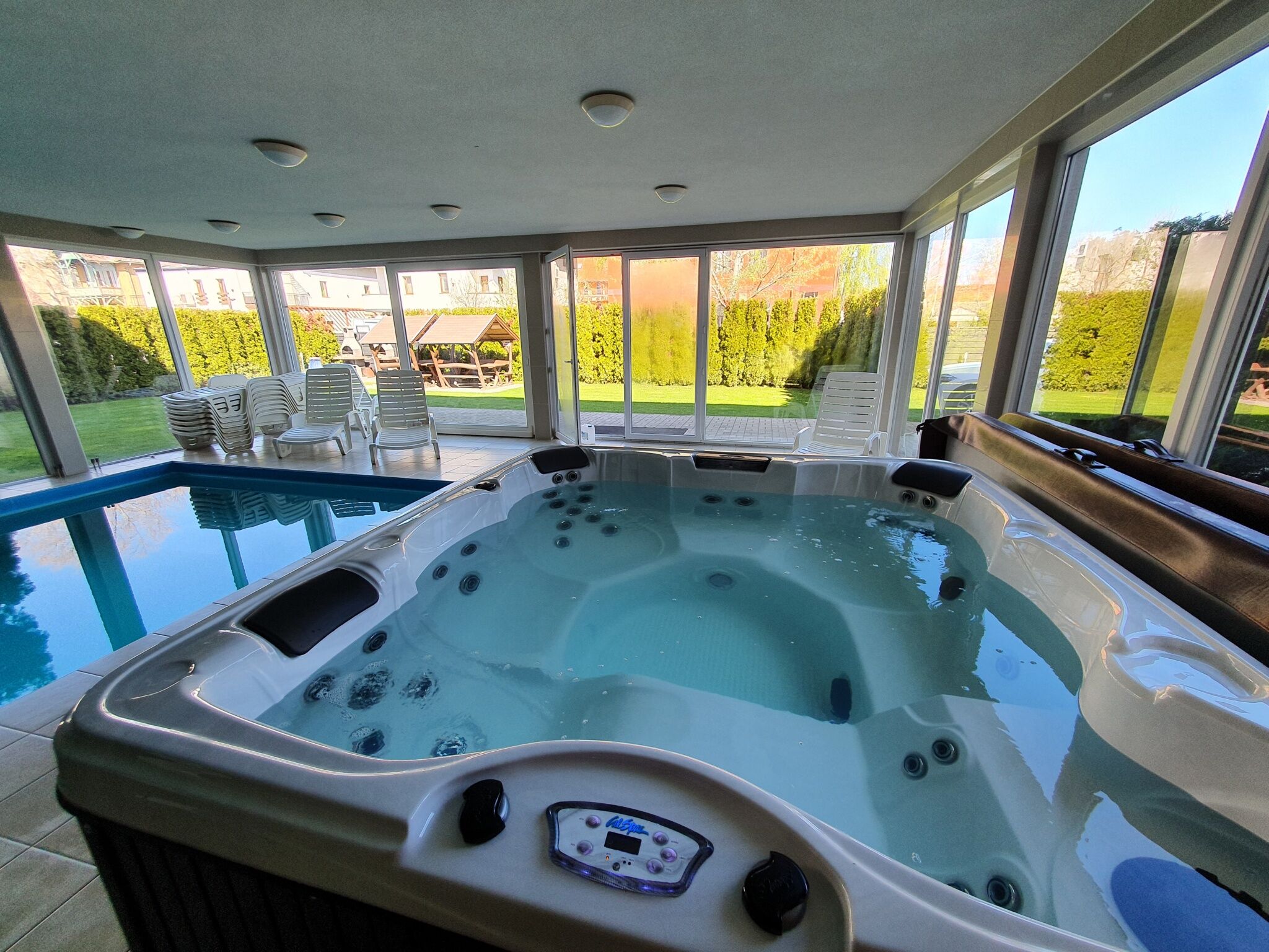 Black Brothers Wellness Apartmanok Siofok