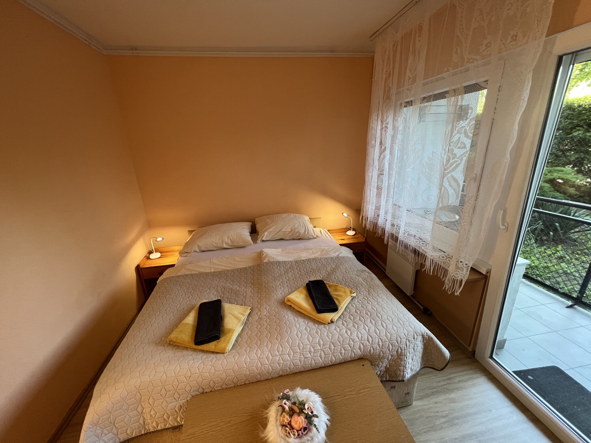 Balcsitthon Ezustpart Apartman Siofok