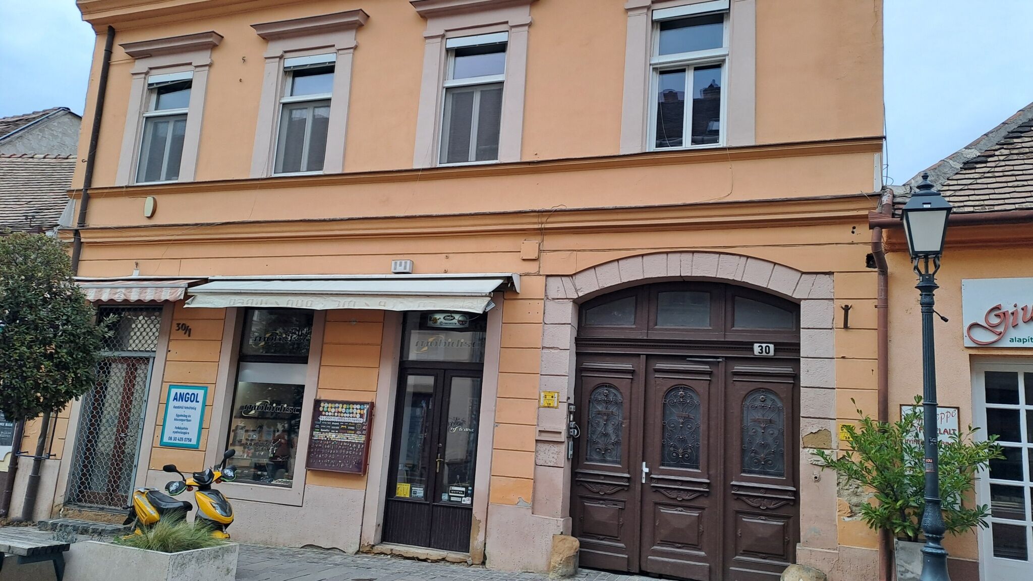 Feher Feszek Apartman Pecs