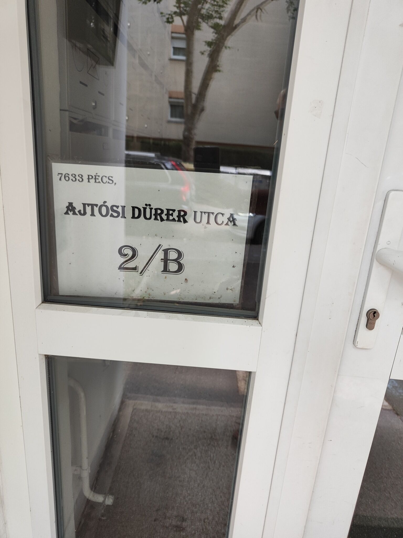 Hegin Ajtosi Apartman Pecs