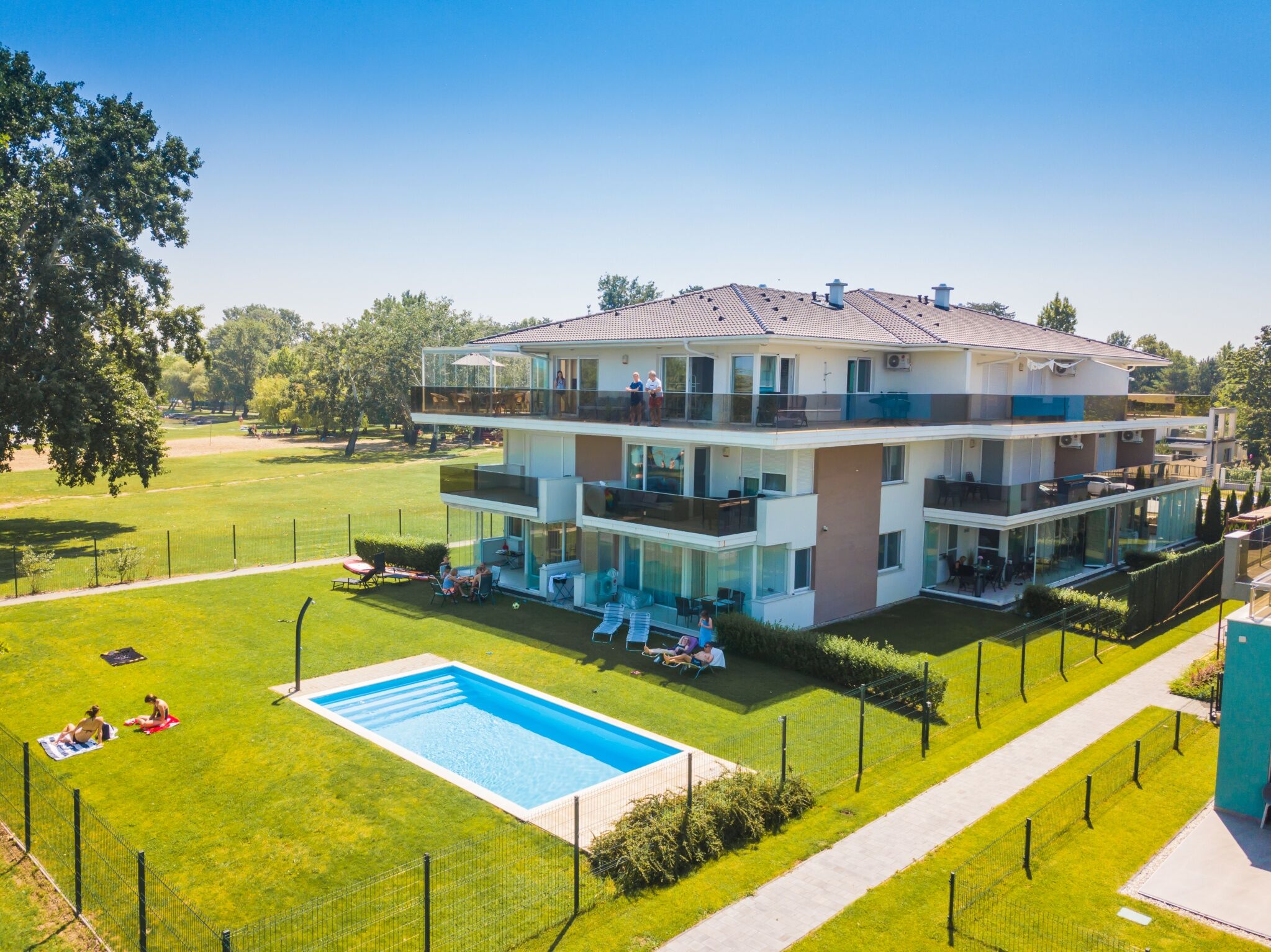 Luxy Beach Apartman Siofok