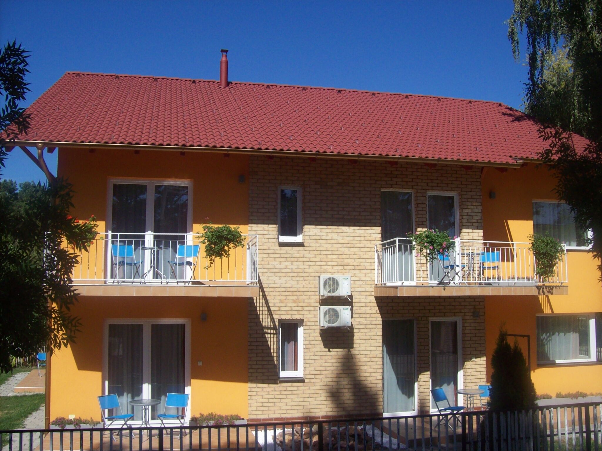 Damjanich Apartmanhaz Siofok