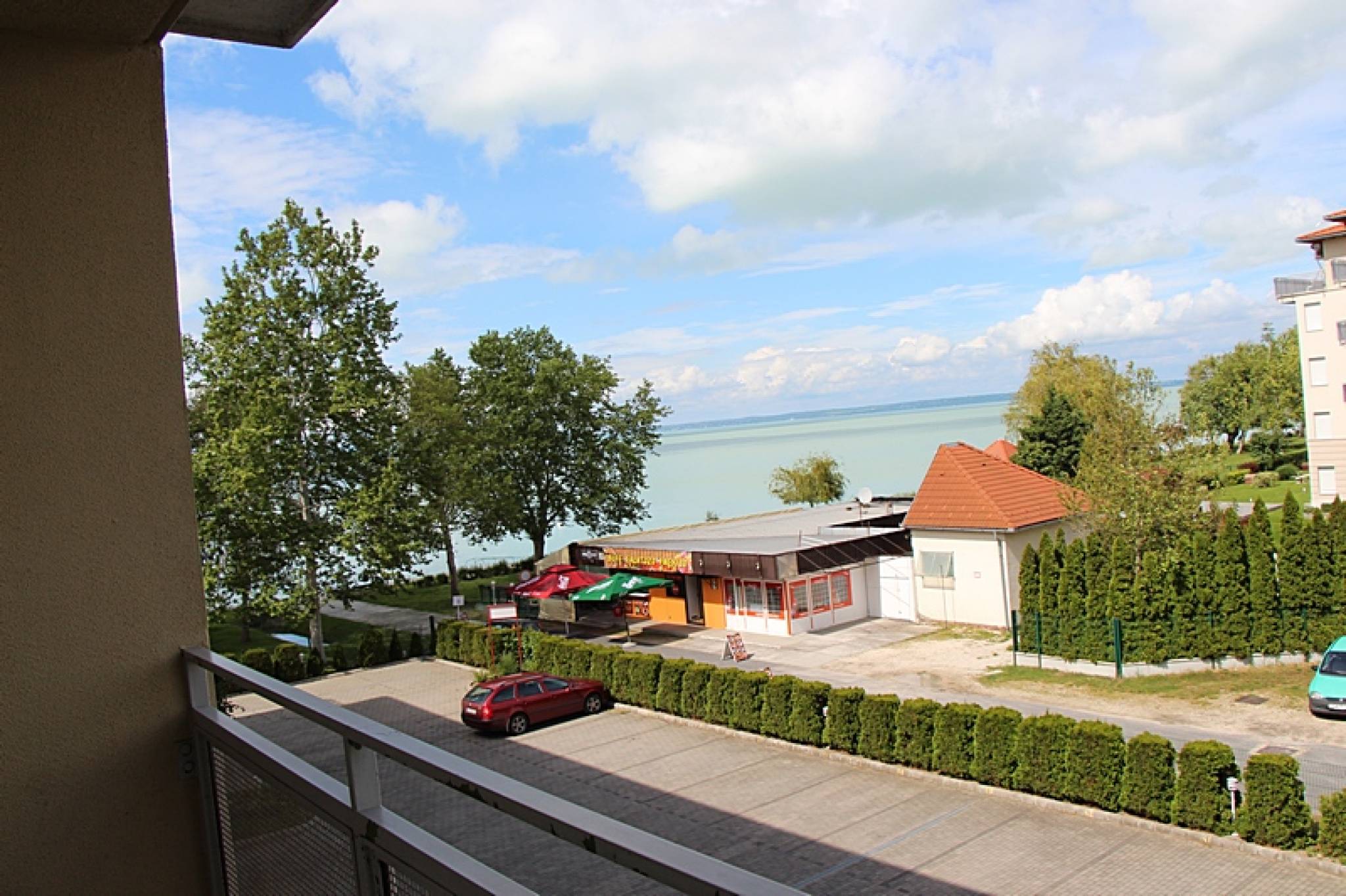 Ari Studio Kozvetlen Vizparti Apartman Siofok