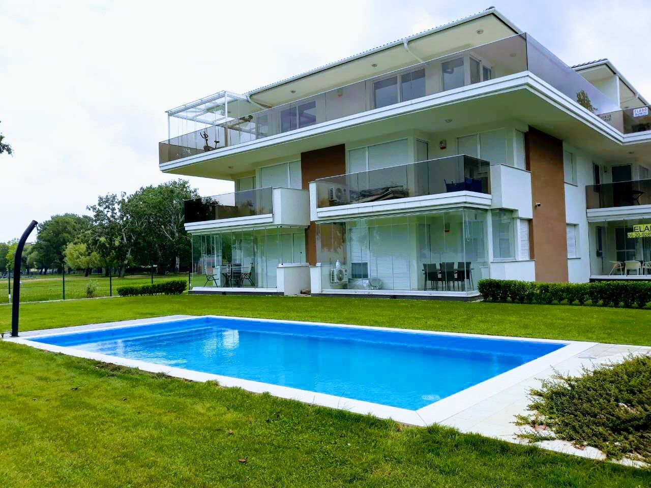 Elegant Apartman Siofok
