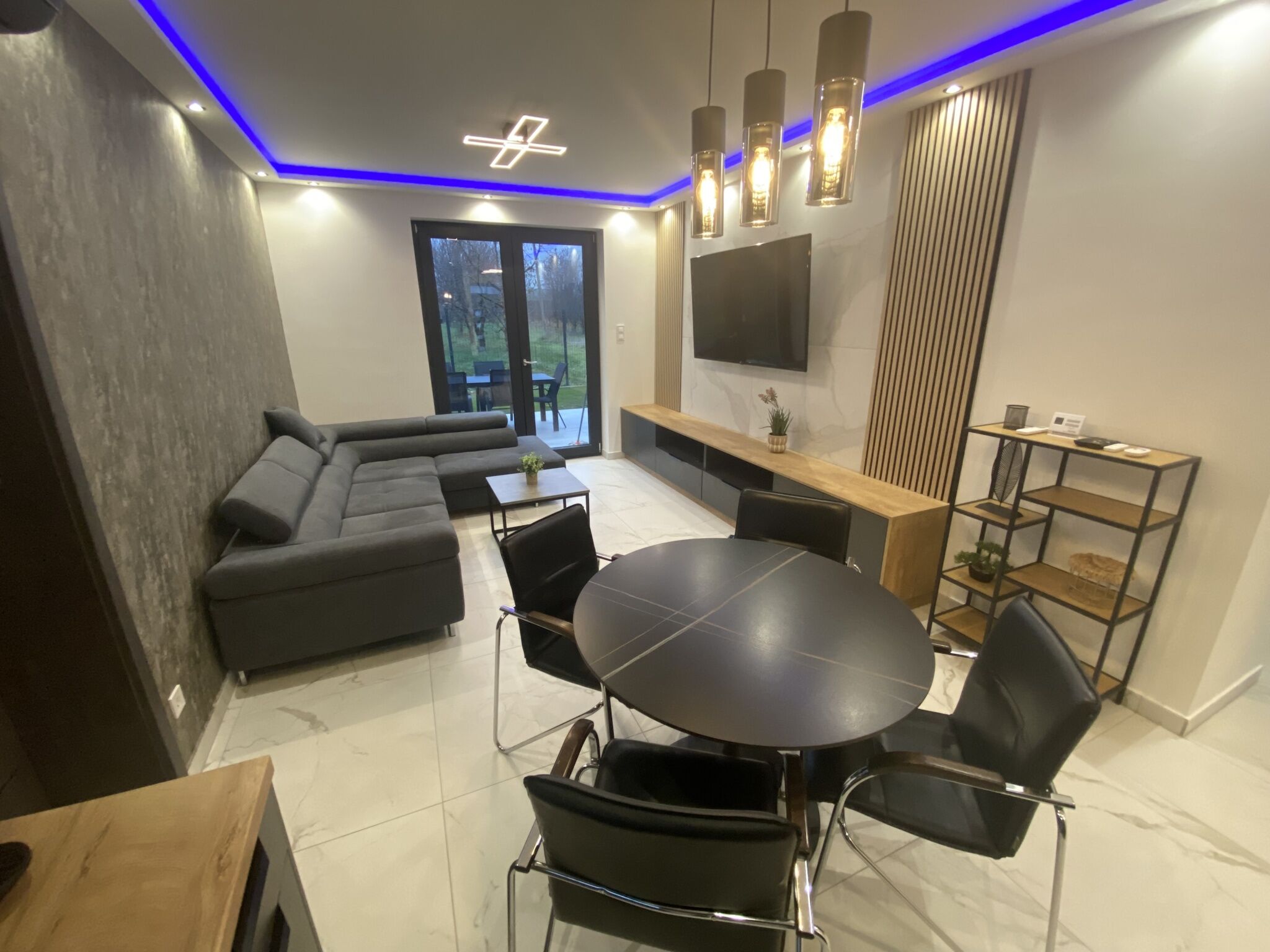 Waikiki Apartman House With Jacuzzi Siofok