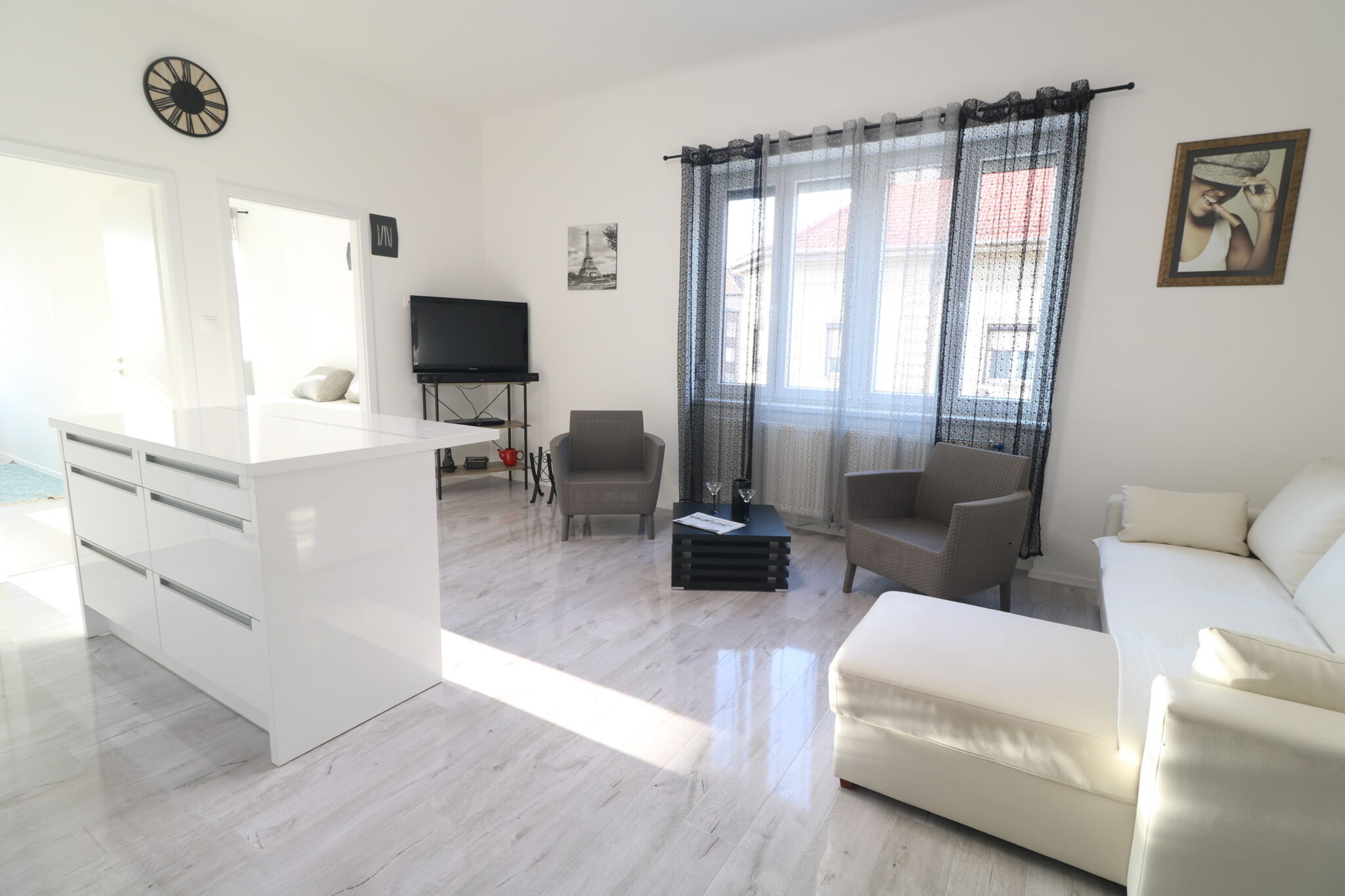 Black Or White Apartman Szeged