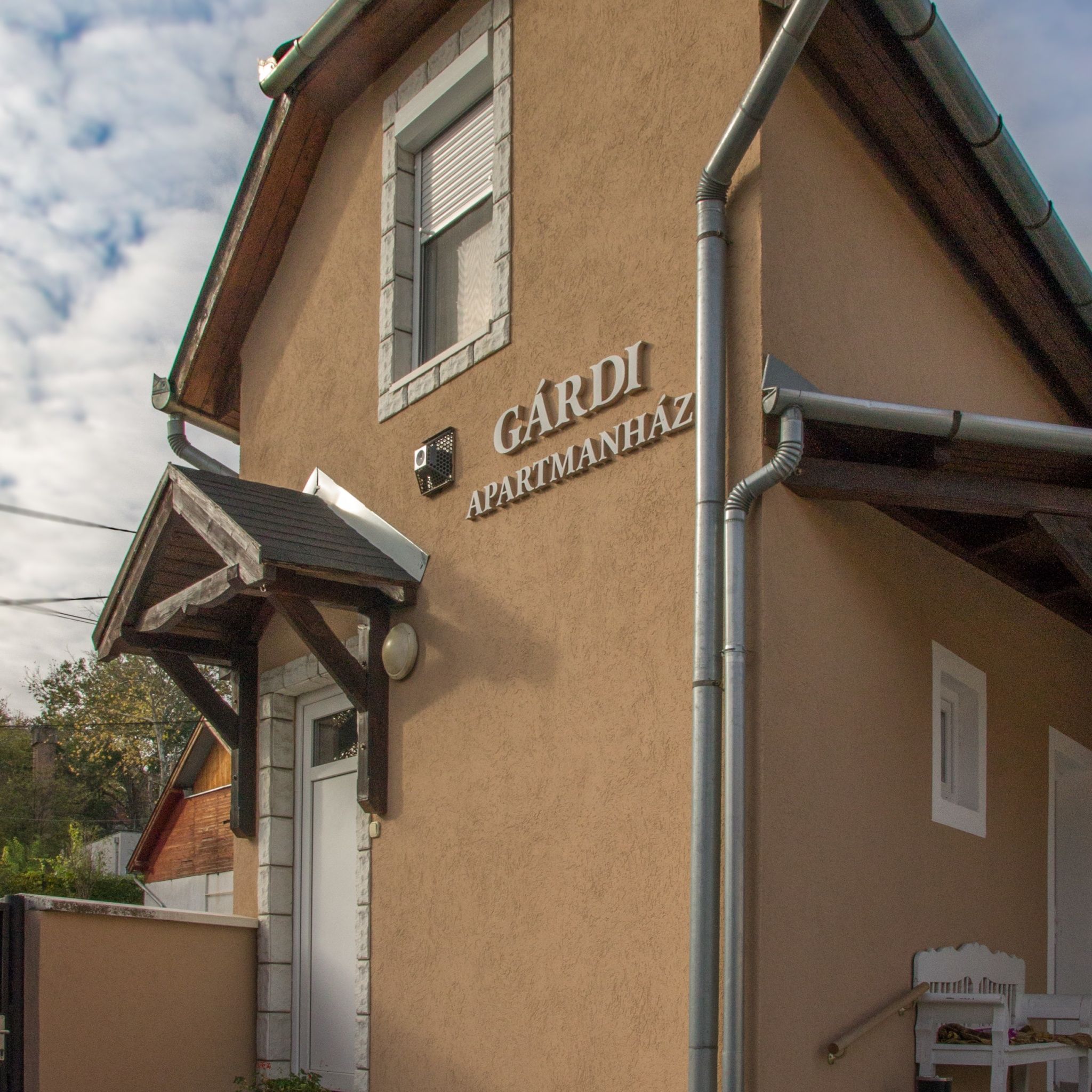 Gardi Apartman Szekszard