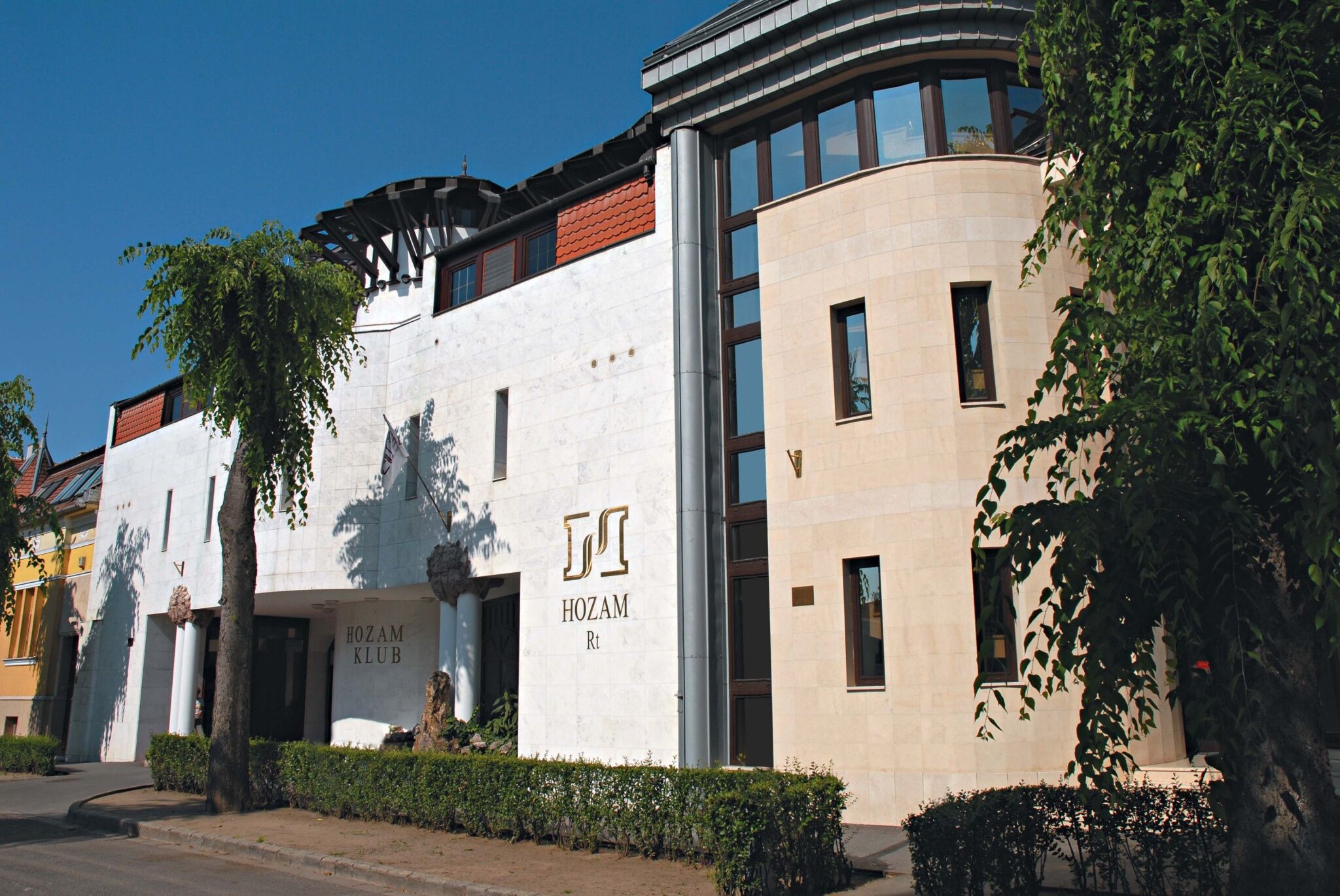 Hozam Wellness Es Apartman Szolnok