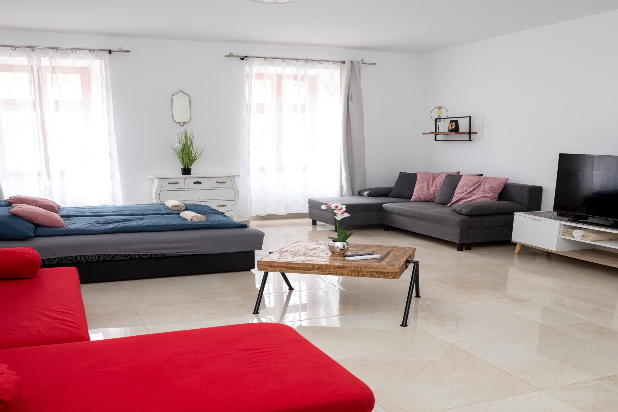 Kossuth Apartmanhaz Tata