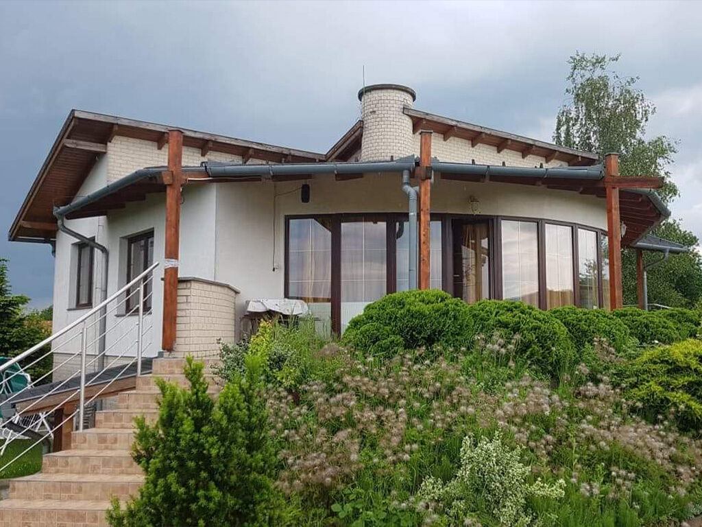House Of The Sunset Apartman Tolmacs