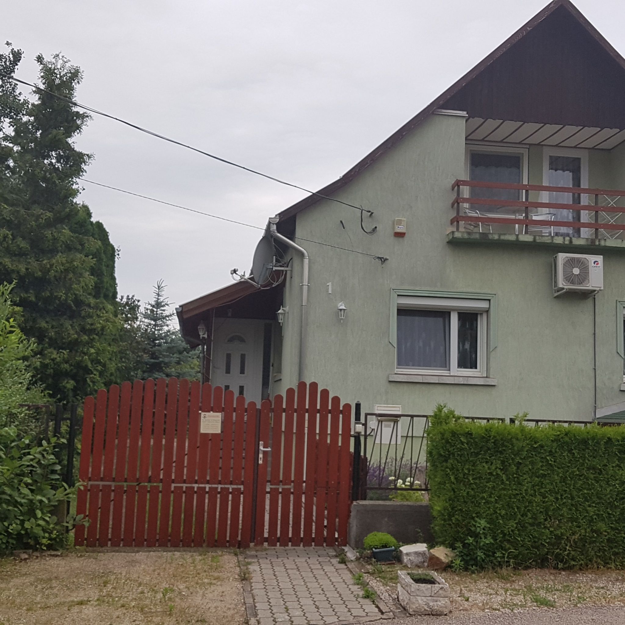 Oazisvelence Apartman Velence