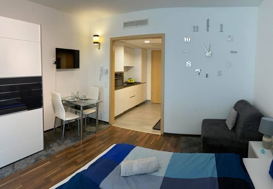 Relax And Spa Delux Apartman Velence