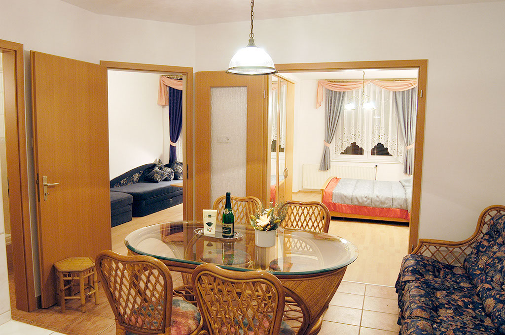 Azur Smaragd Apartmanhaz Zalakaros