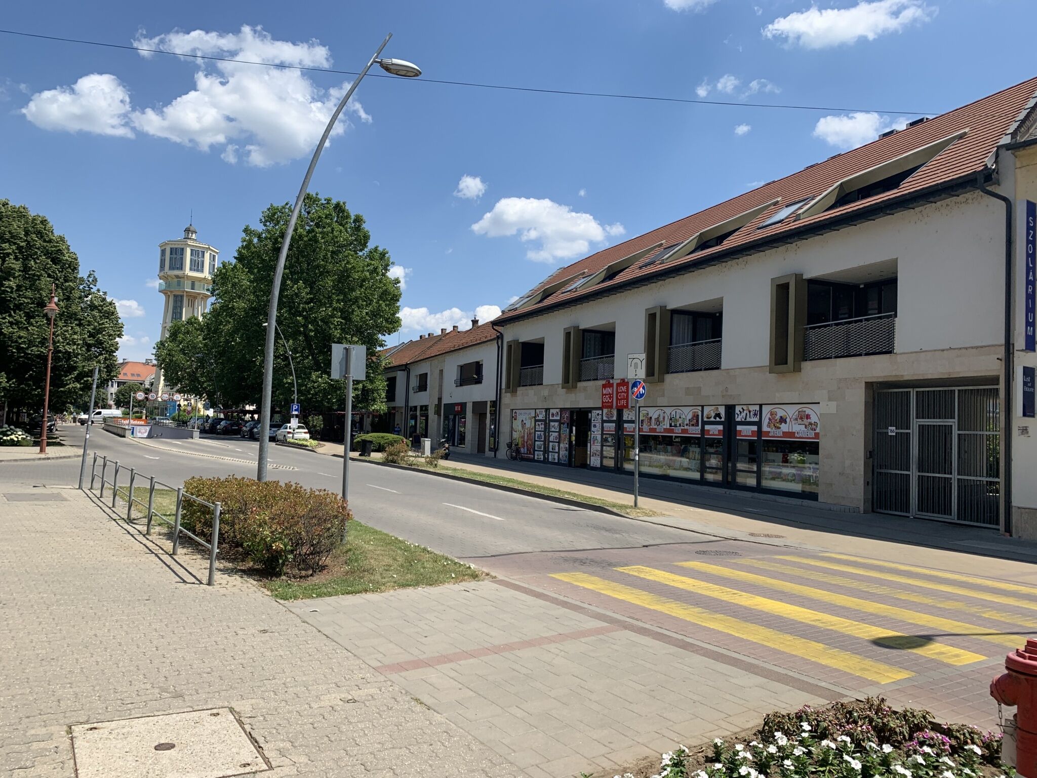 Four Seasons Downtown Apartment Siofok