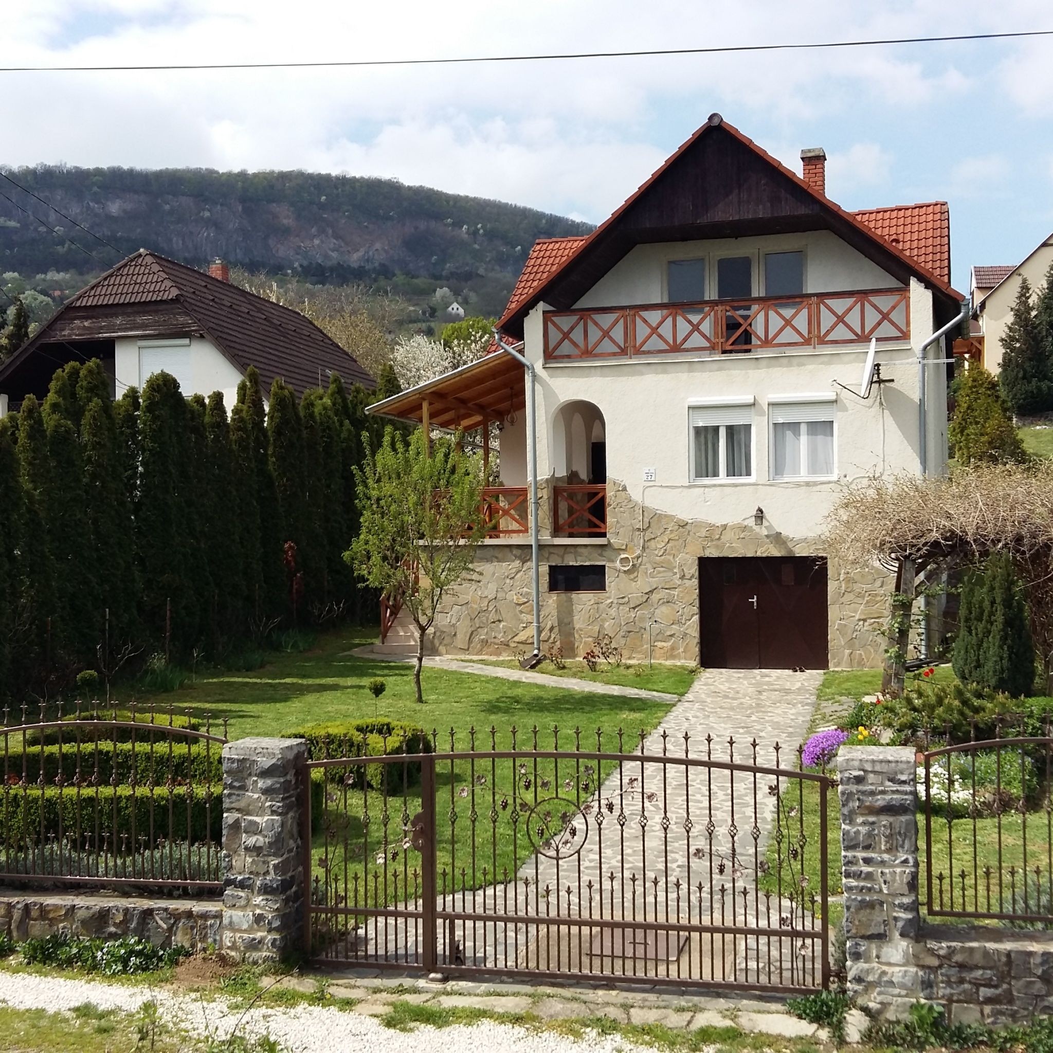 Kaman Nyaralo Badacsonytomaj