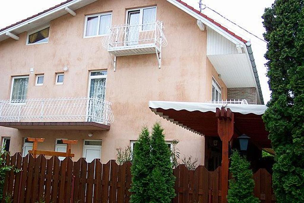 Rozsa Haz Balatonfoldvar