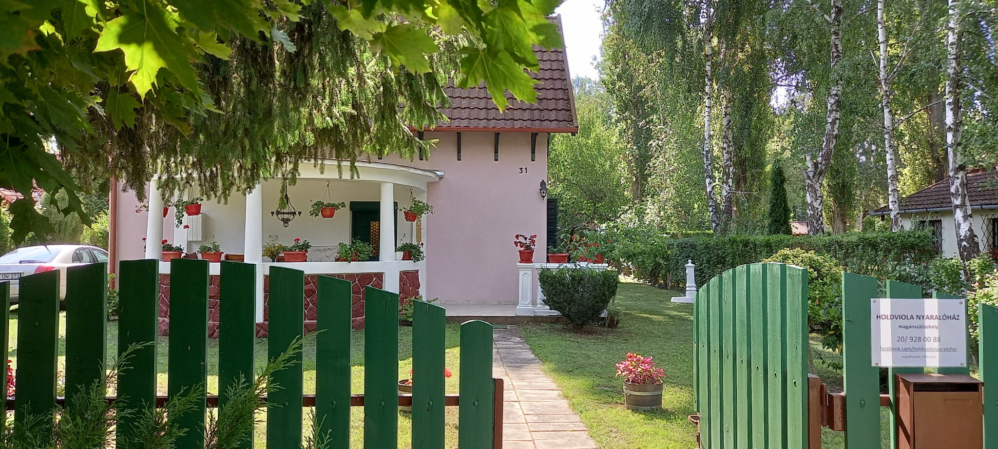 Holdviola Nyaralohaz Balatonfoldvar
