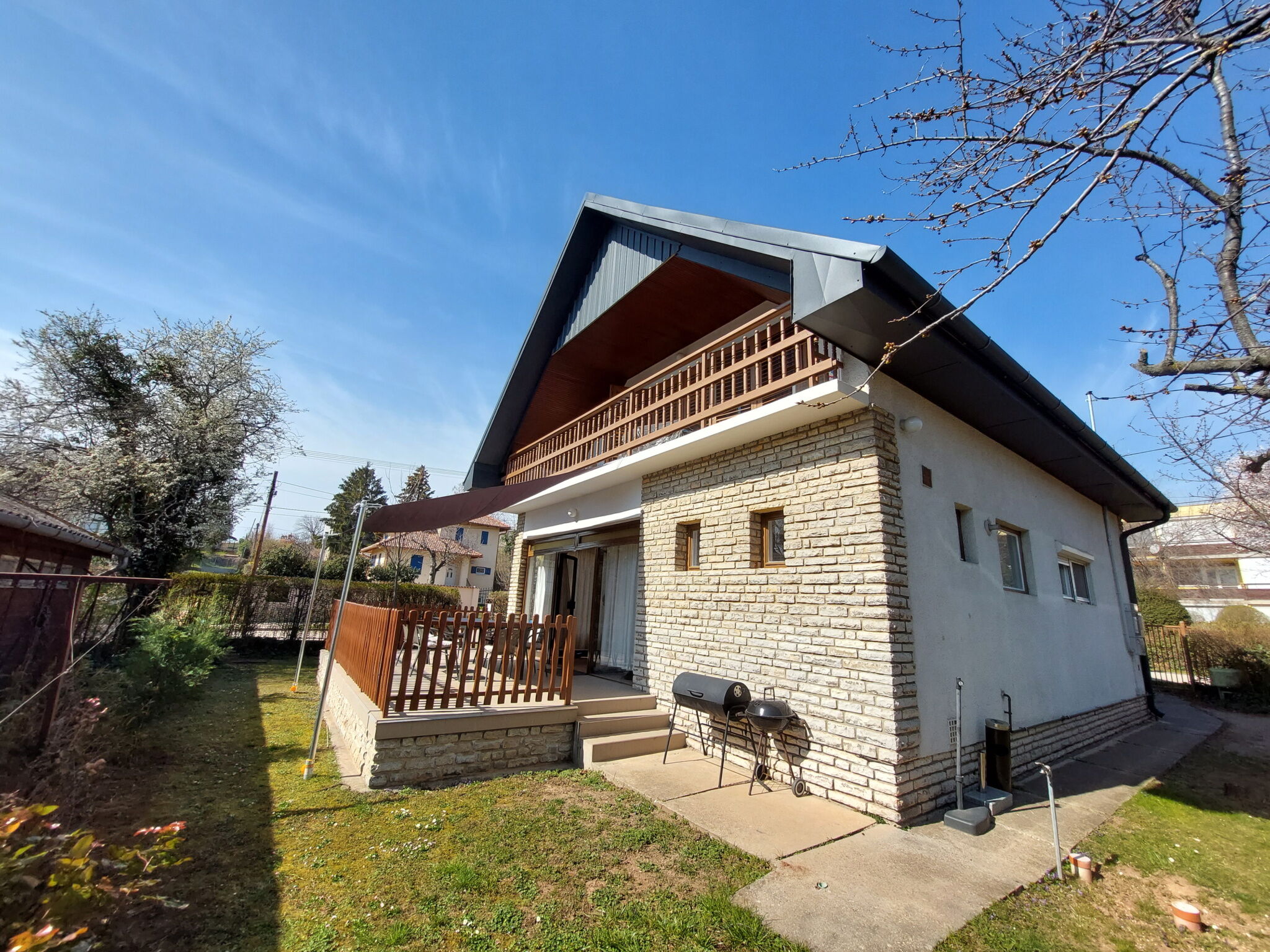 Parti Nyaralo Balatonfured